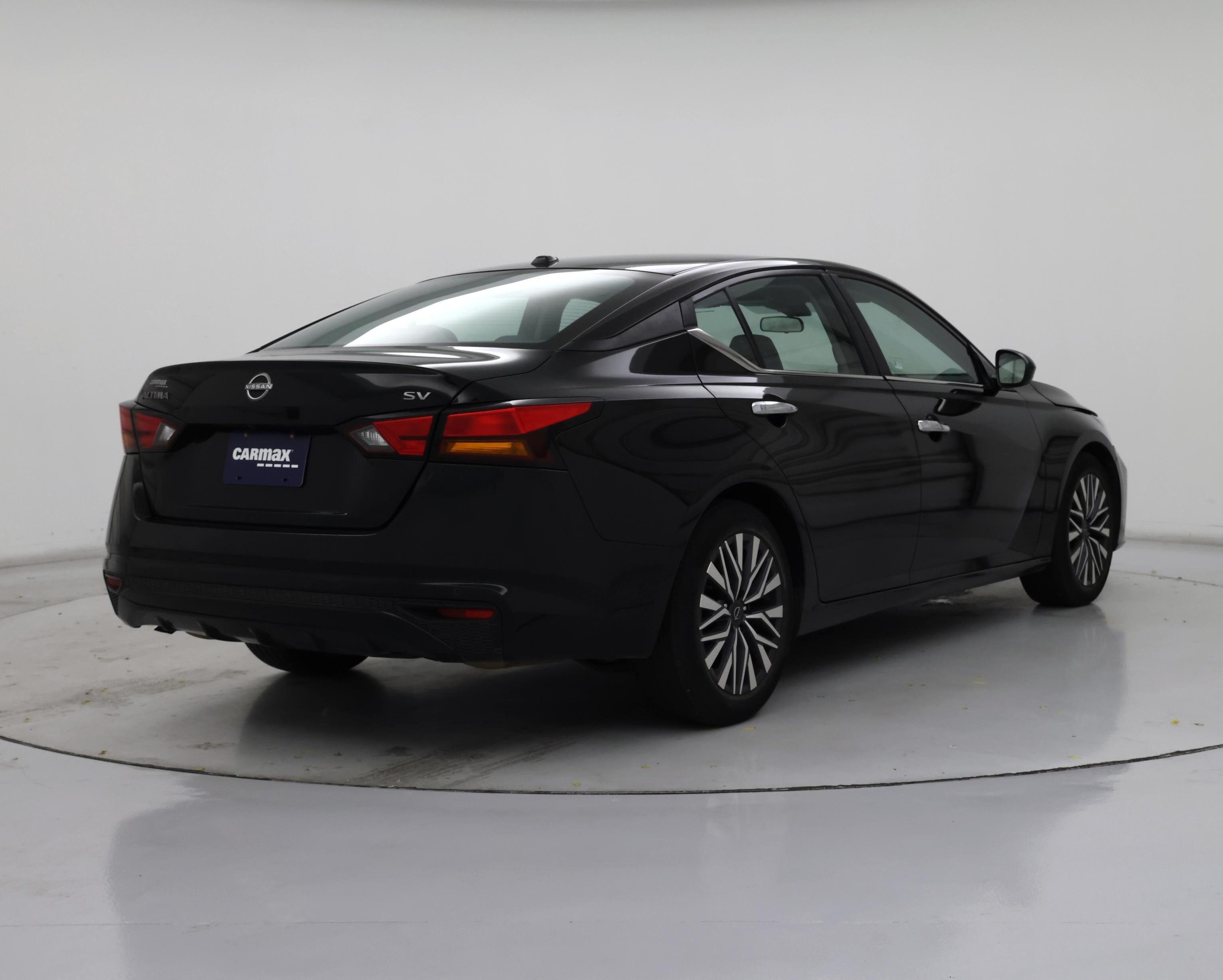 Thumbnail: 2023 Nissan Altima - 8