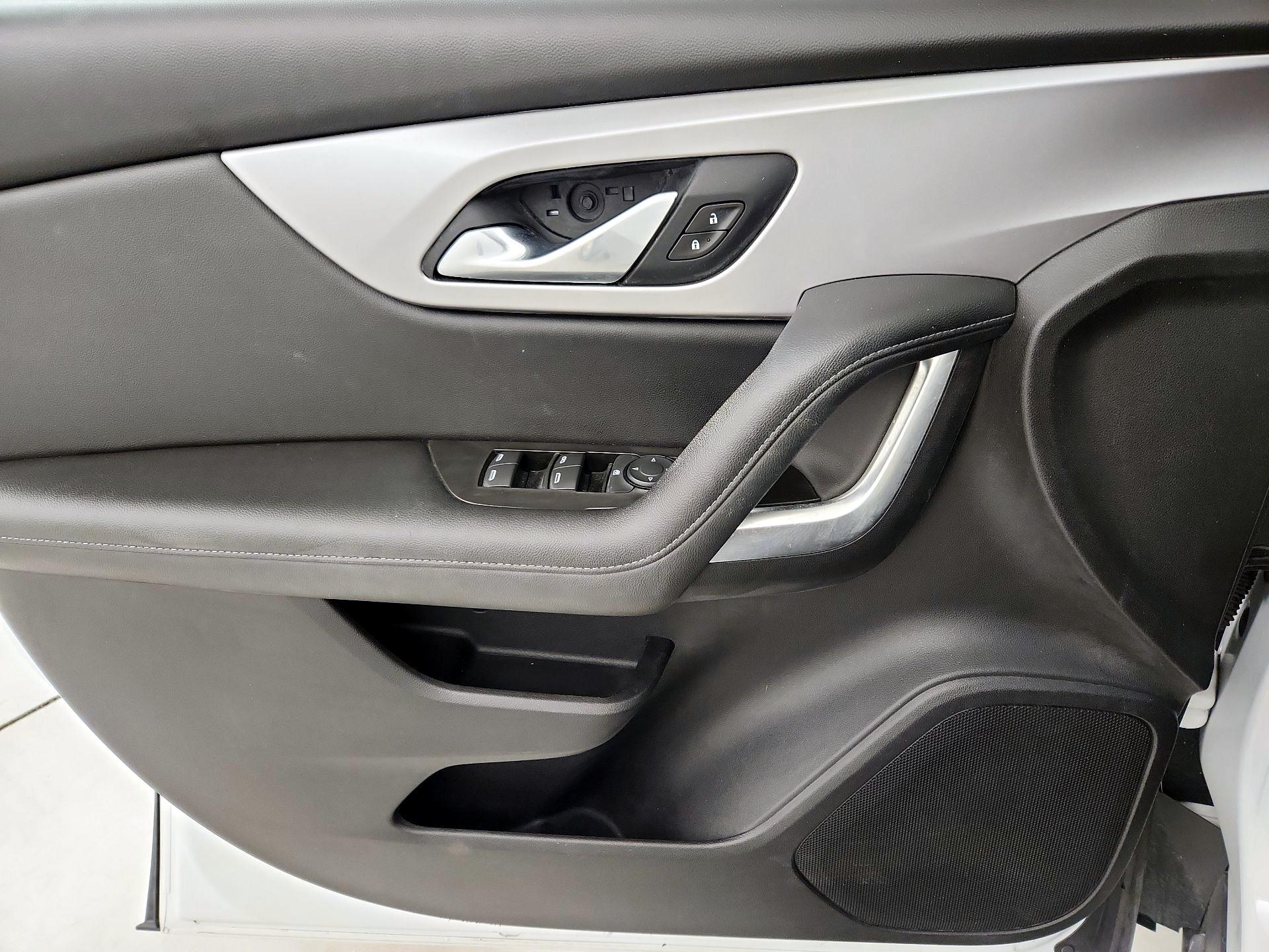 Thumbnail: 2021 Chevrolet Blazer - 12