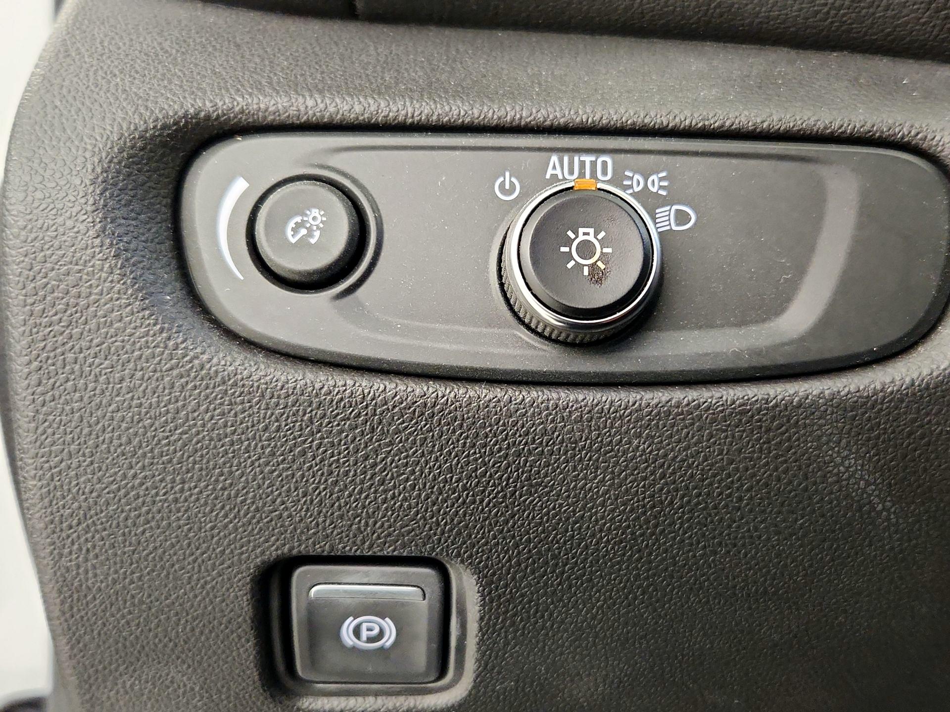 Thumbnail: 2021 Chevrolet Blazer - 13