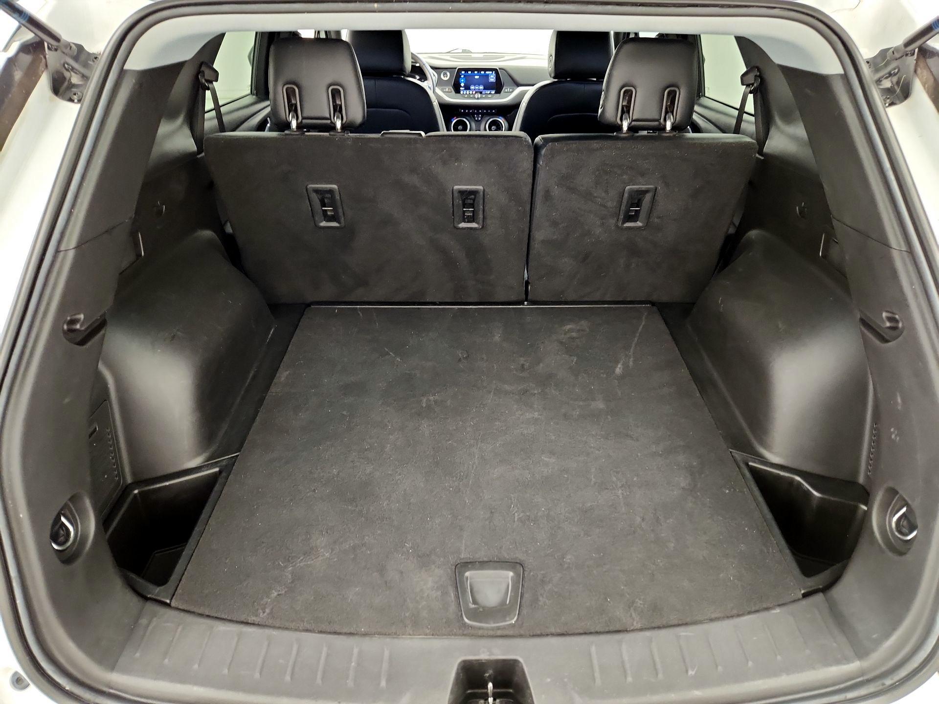 Thumbnail: 2021 Chevrolet Blazer - 20