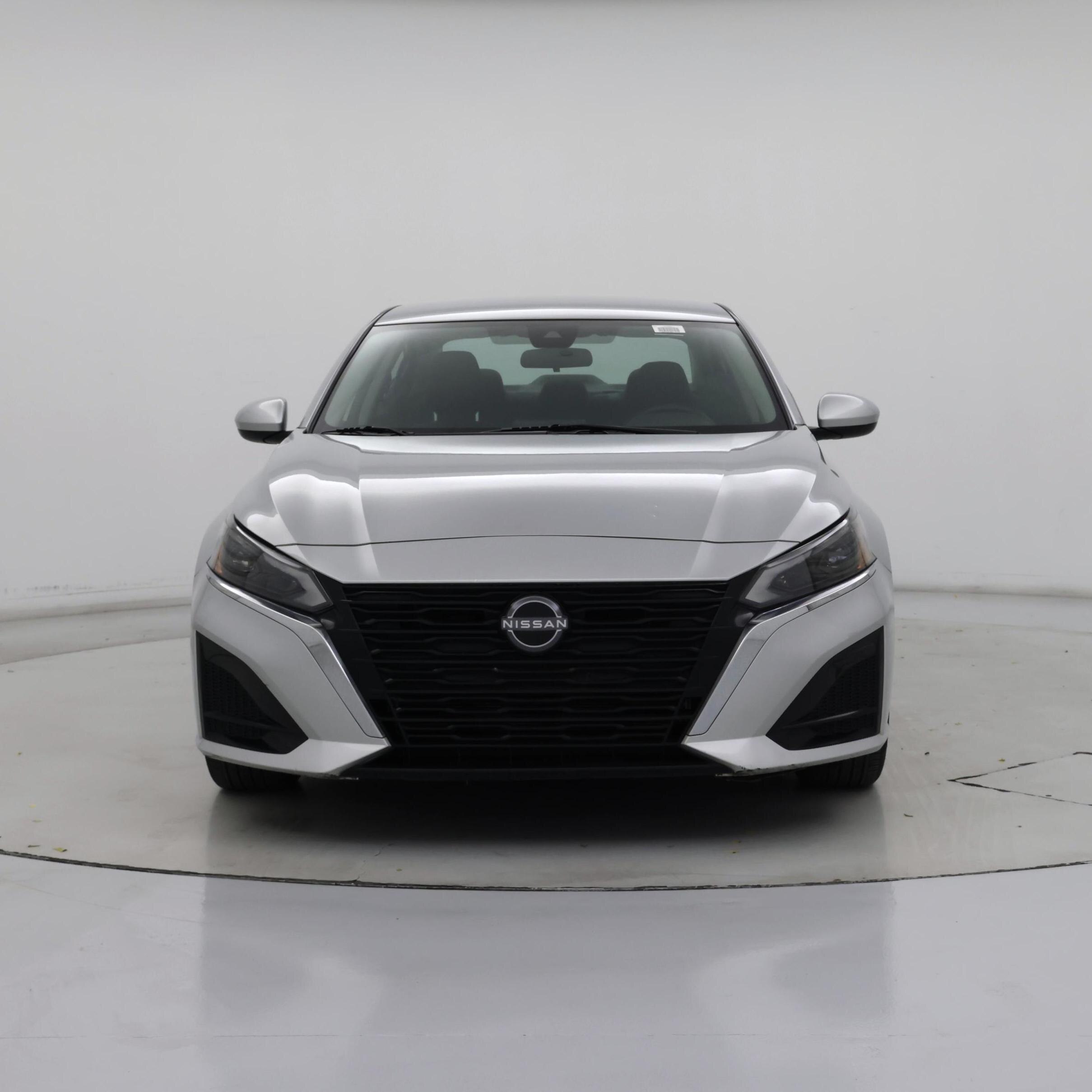 Thumbnail: 2023 Nissan Altima - 5