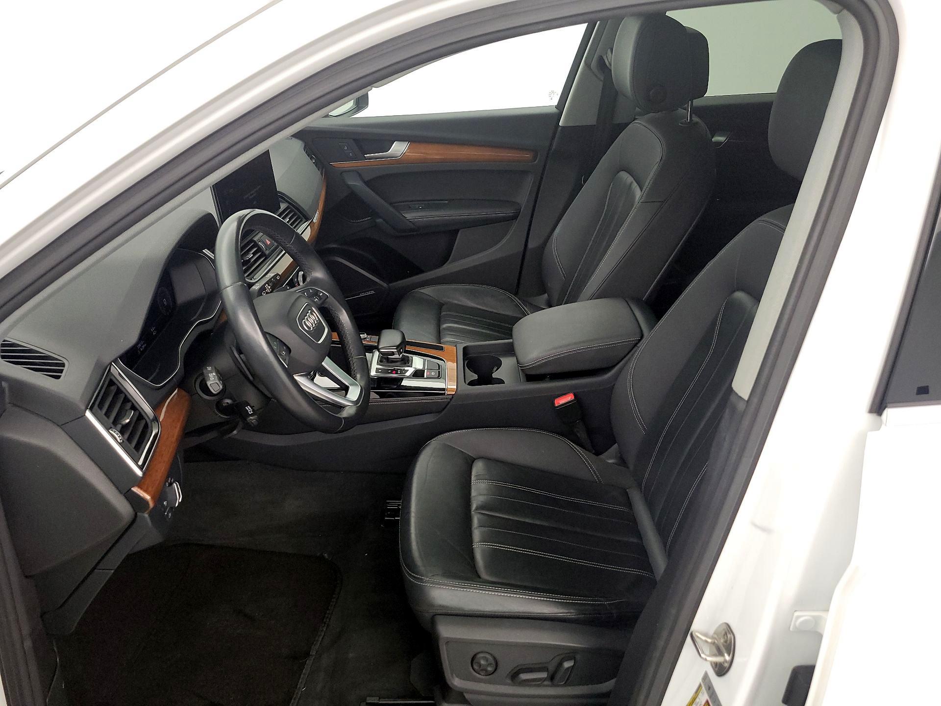 Thumbnail: 2023 Audi Q5 - 11