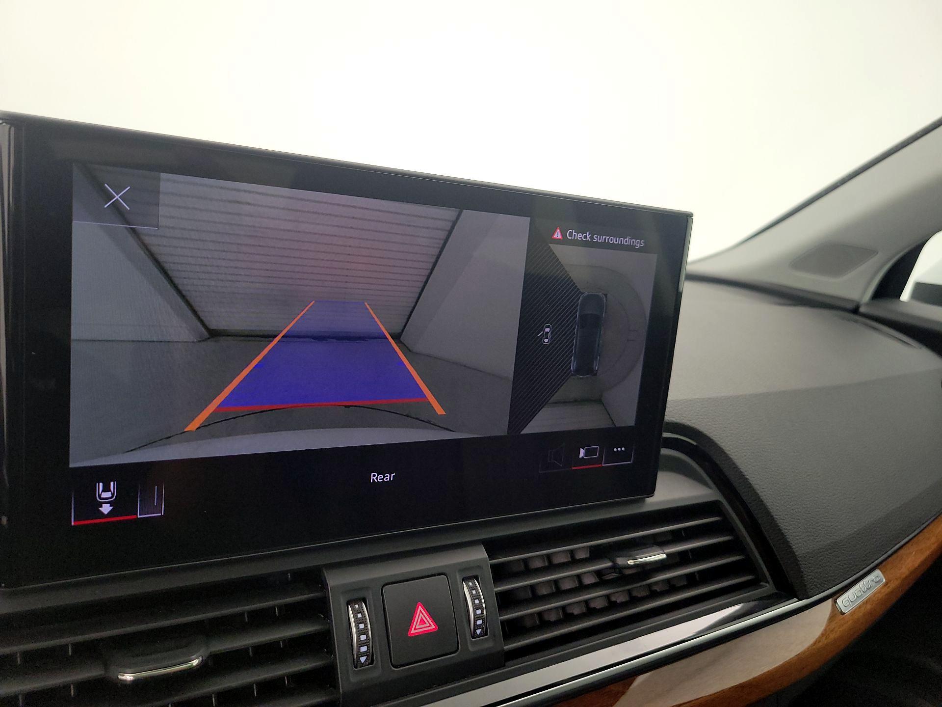 Thumbnail: 2023 Audi Q5 - 14