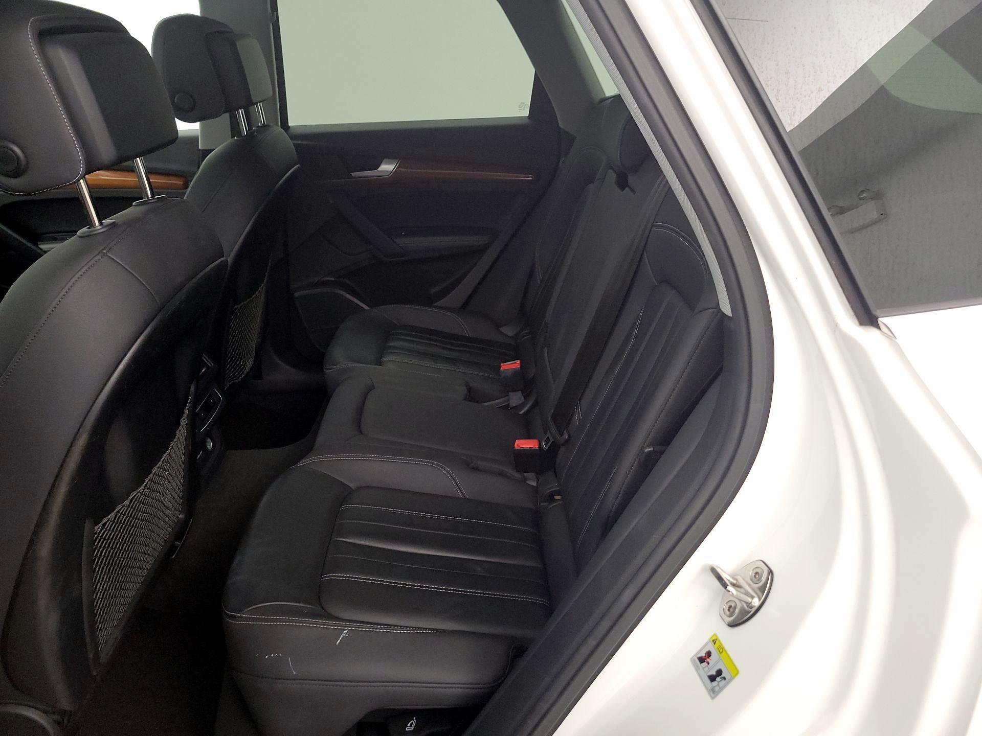 Thumbnail: 2023 Audi Q5 - 20