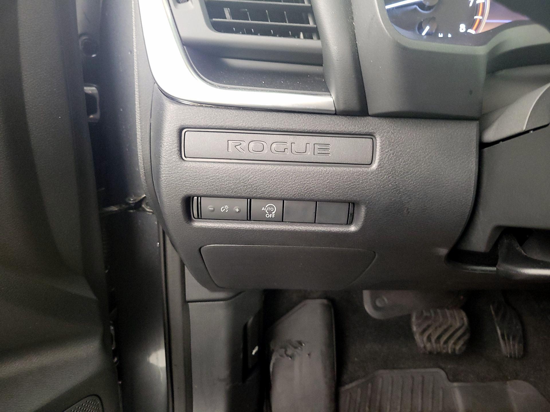 Thumbnail: 2023 Nissan Rogue - 13