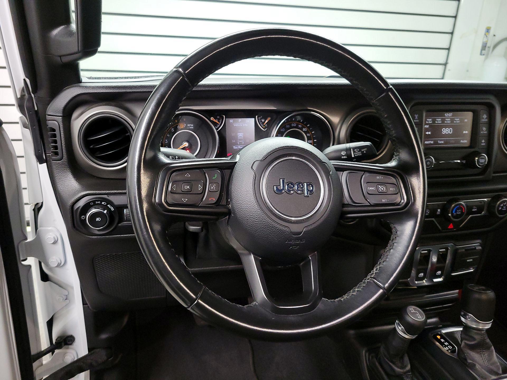 Thumbnail: 2021 Jeep Wrangler - 10