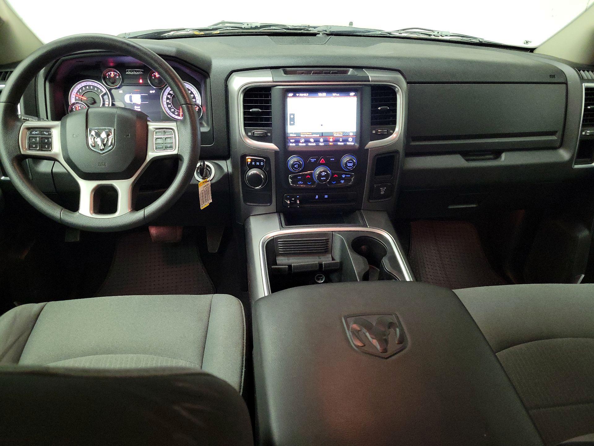 Thumbnail: 2023 RAM 1500 Classic - 9