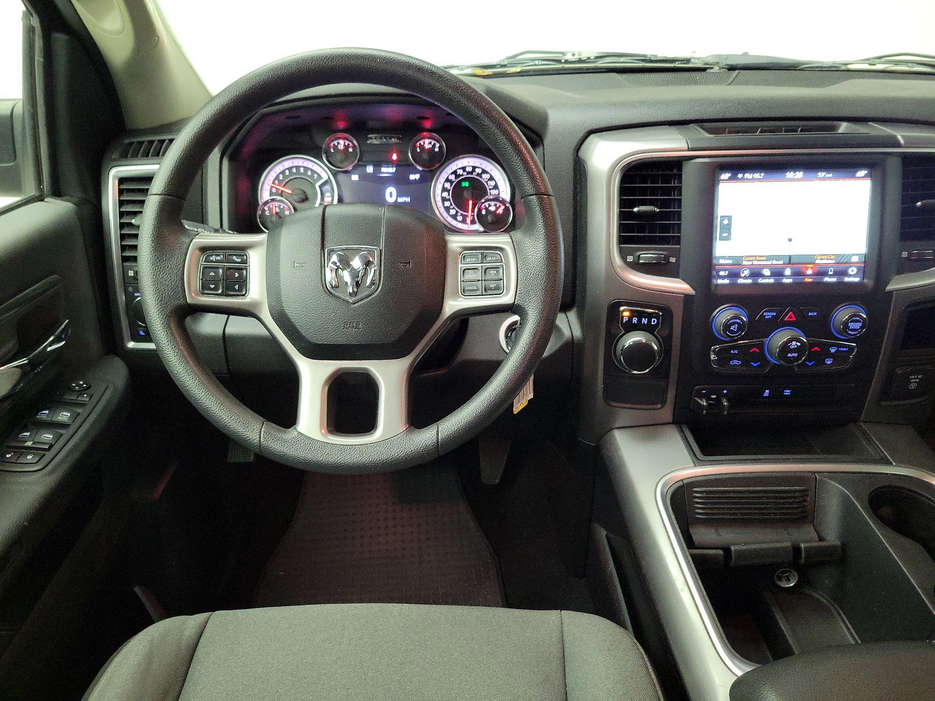 Thumbnail: 2023 RAM 1500 Classic - 10