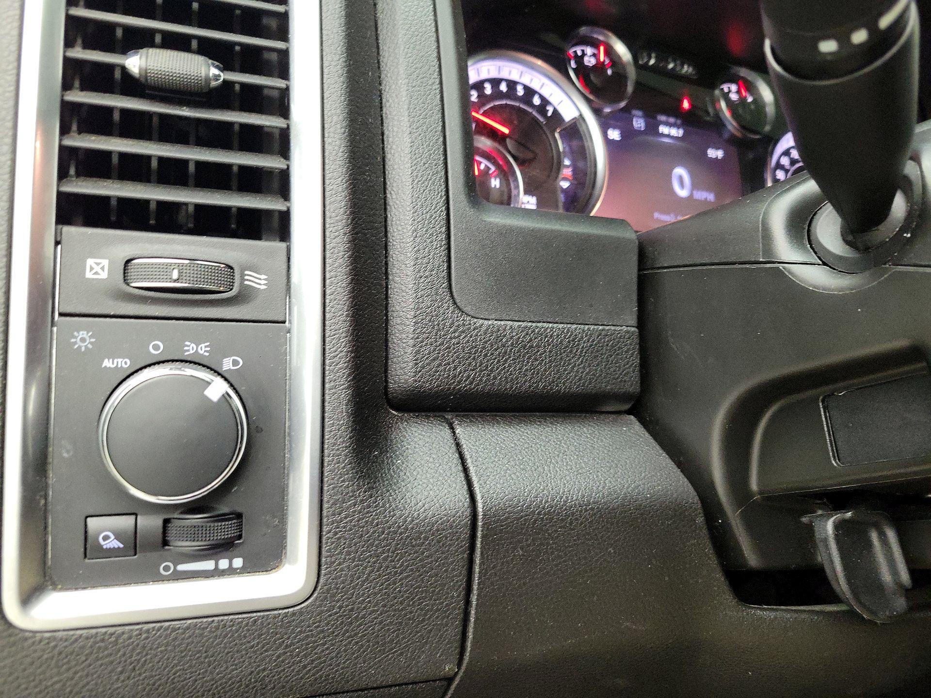 Thumbnail: 2023 RAM 1500 Classic - 13