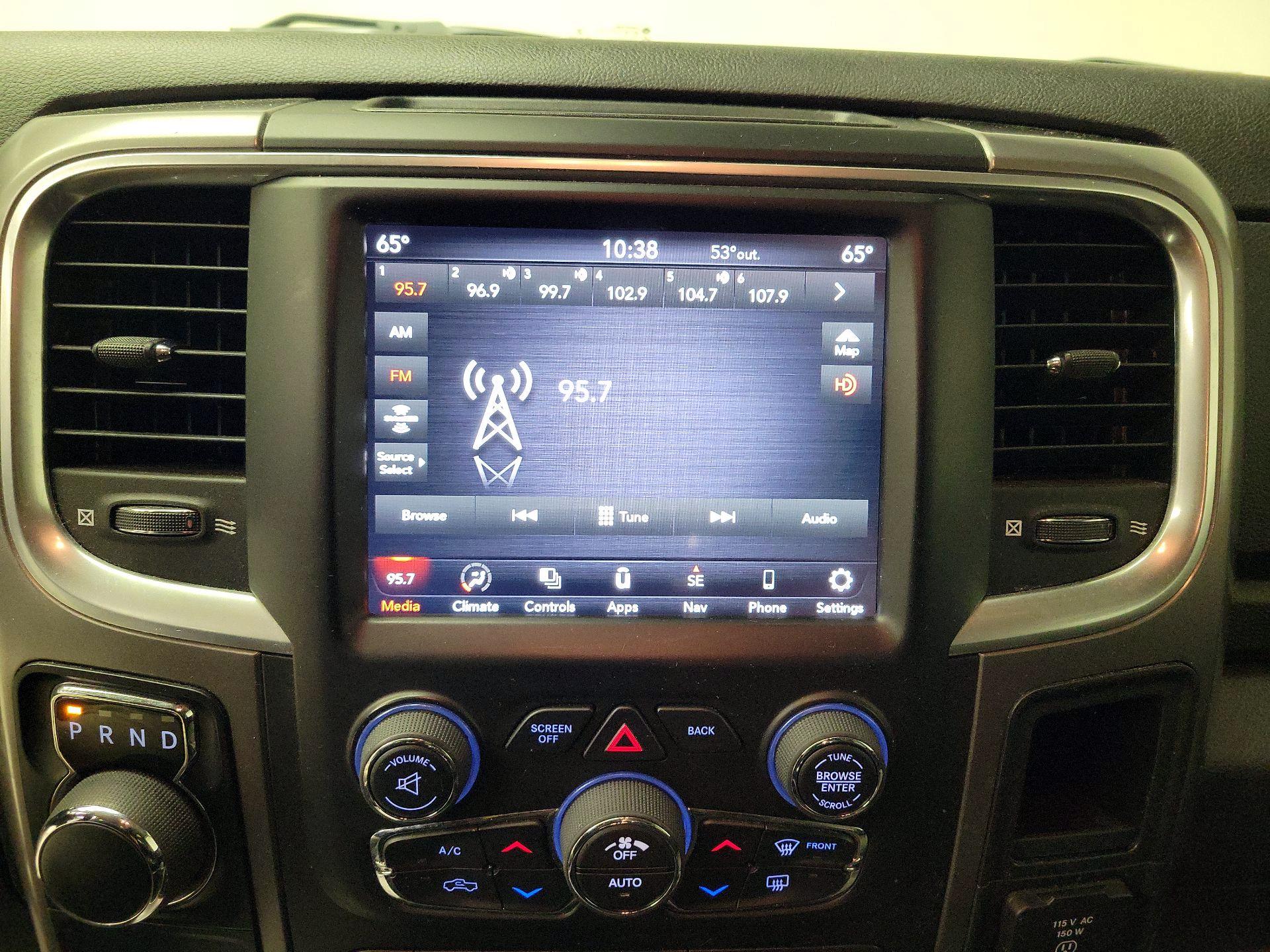 Thumbnail: 2023 RAM 1500 Classic - 16