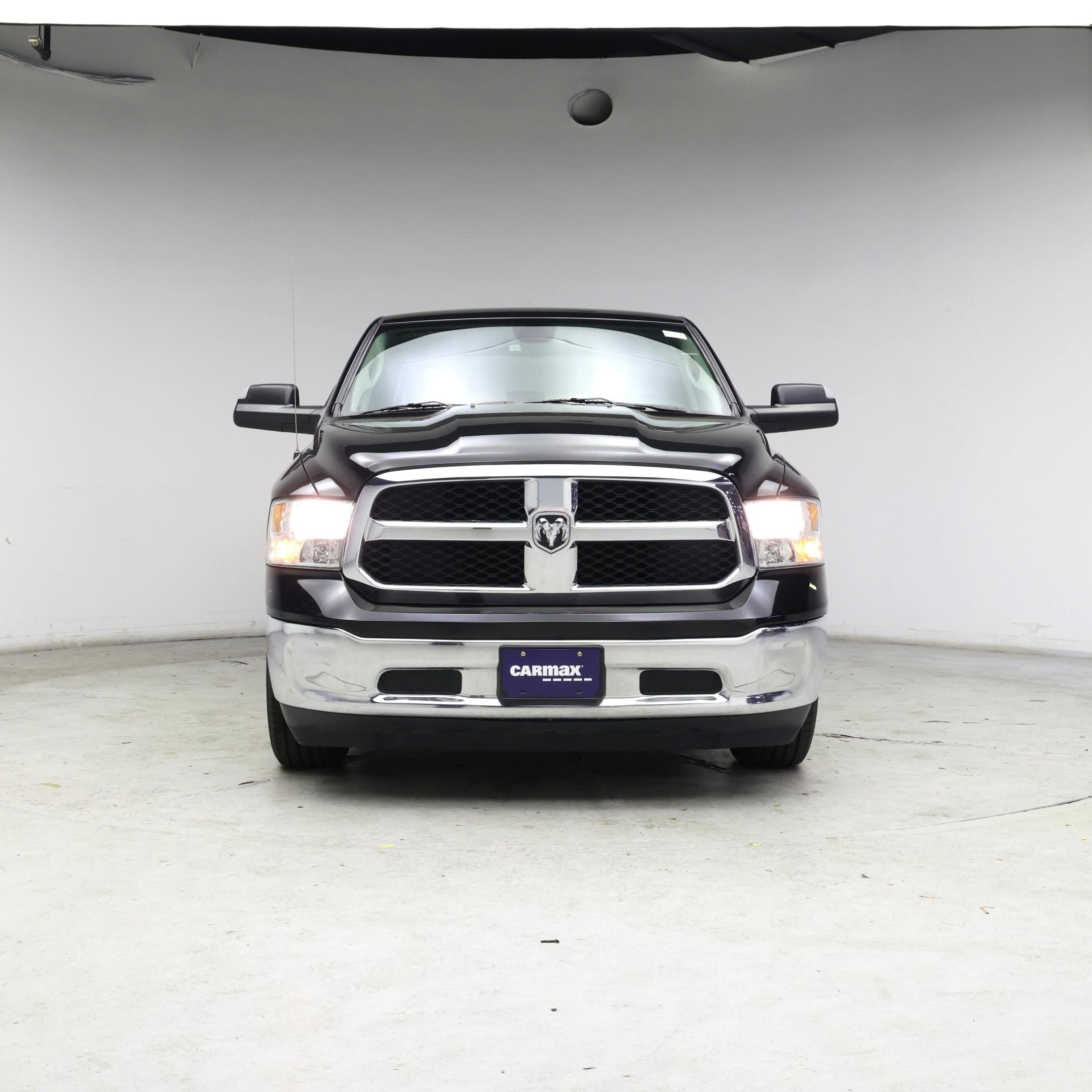 Thumbnail: 2023 RAM 1500 Classic - 5