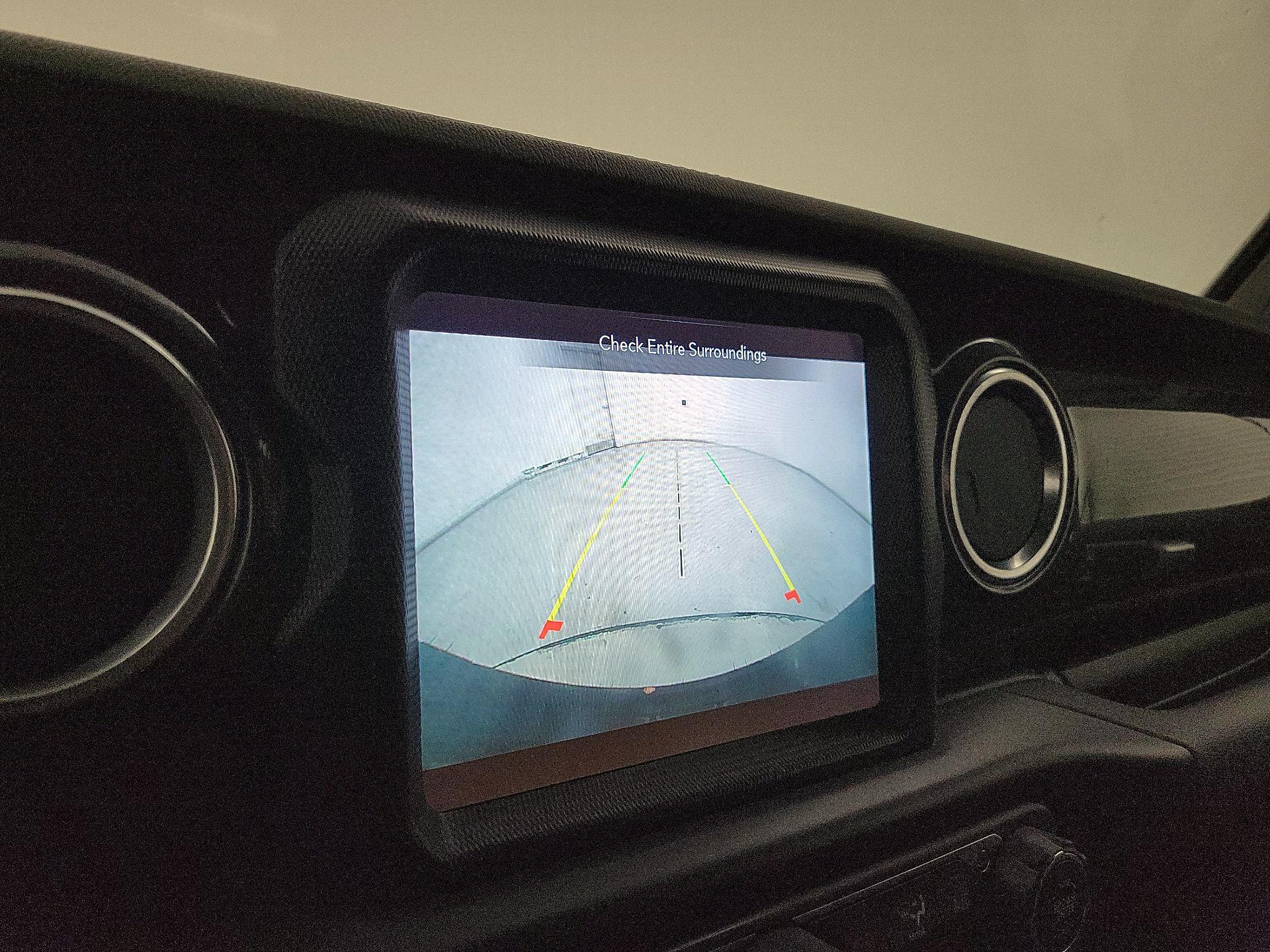 Thumbnail: 2021 Jeep Wrangler - 15