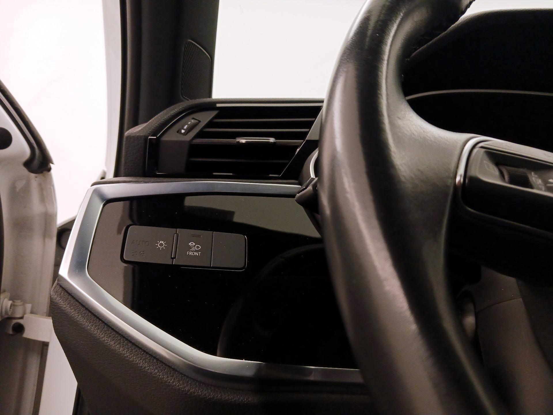 Thumbnail: 2023 Audi Q3 - 13