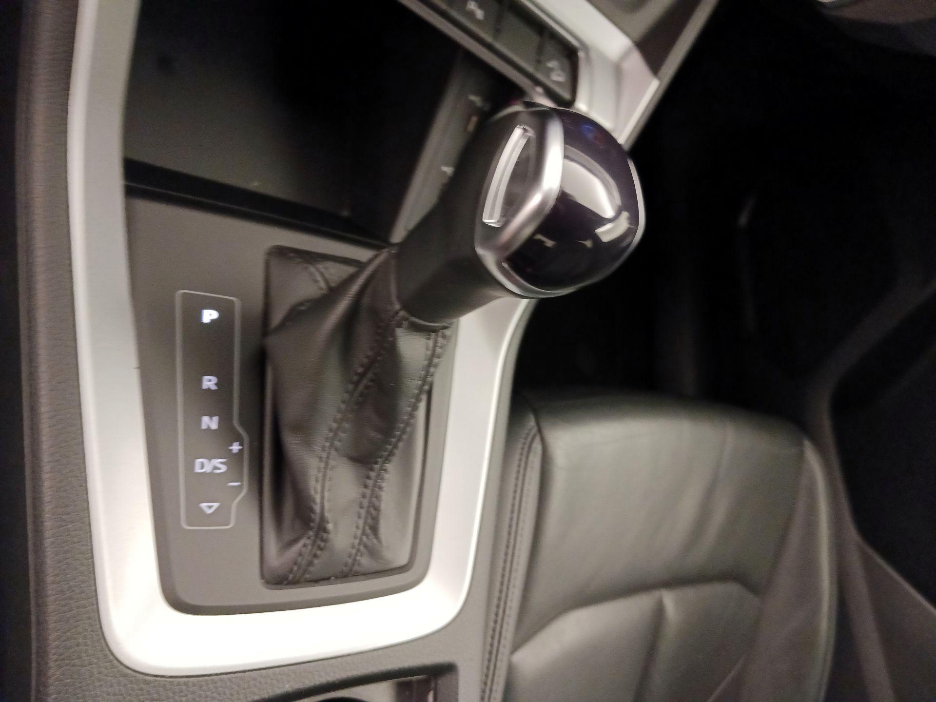 Thumbnail: 2023 Audi Q3 - 17