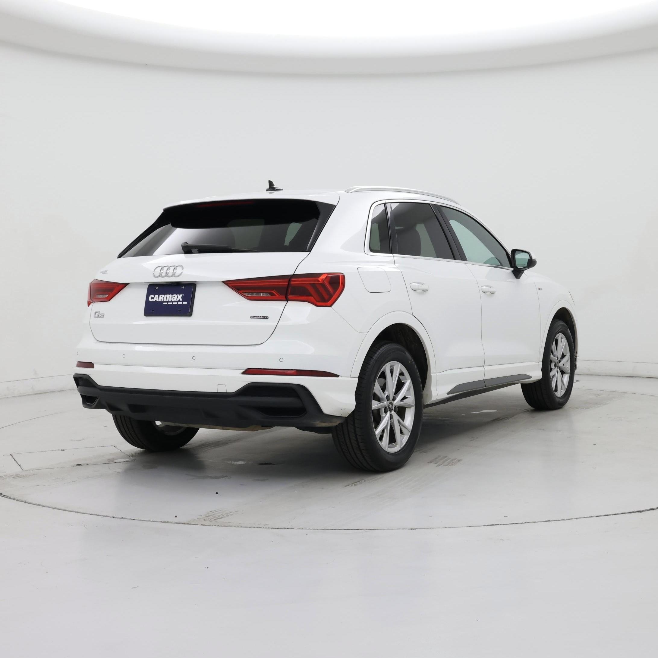 Thumbnail: 2023 Audi Q3 - 8