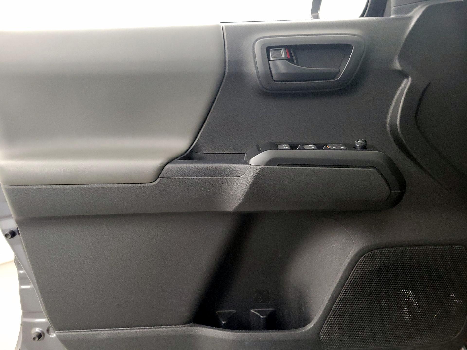 Thumbnail: 2023 Toyota Tacoma - 12