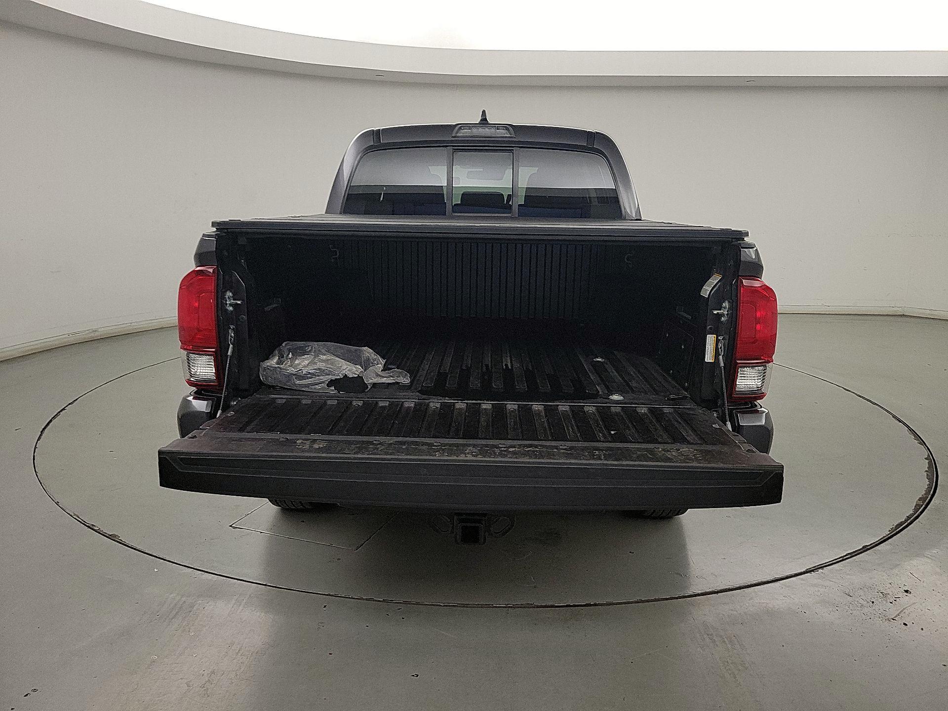 Thumbnail: 2023 Toyota Tacoma - 20