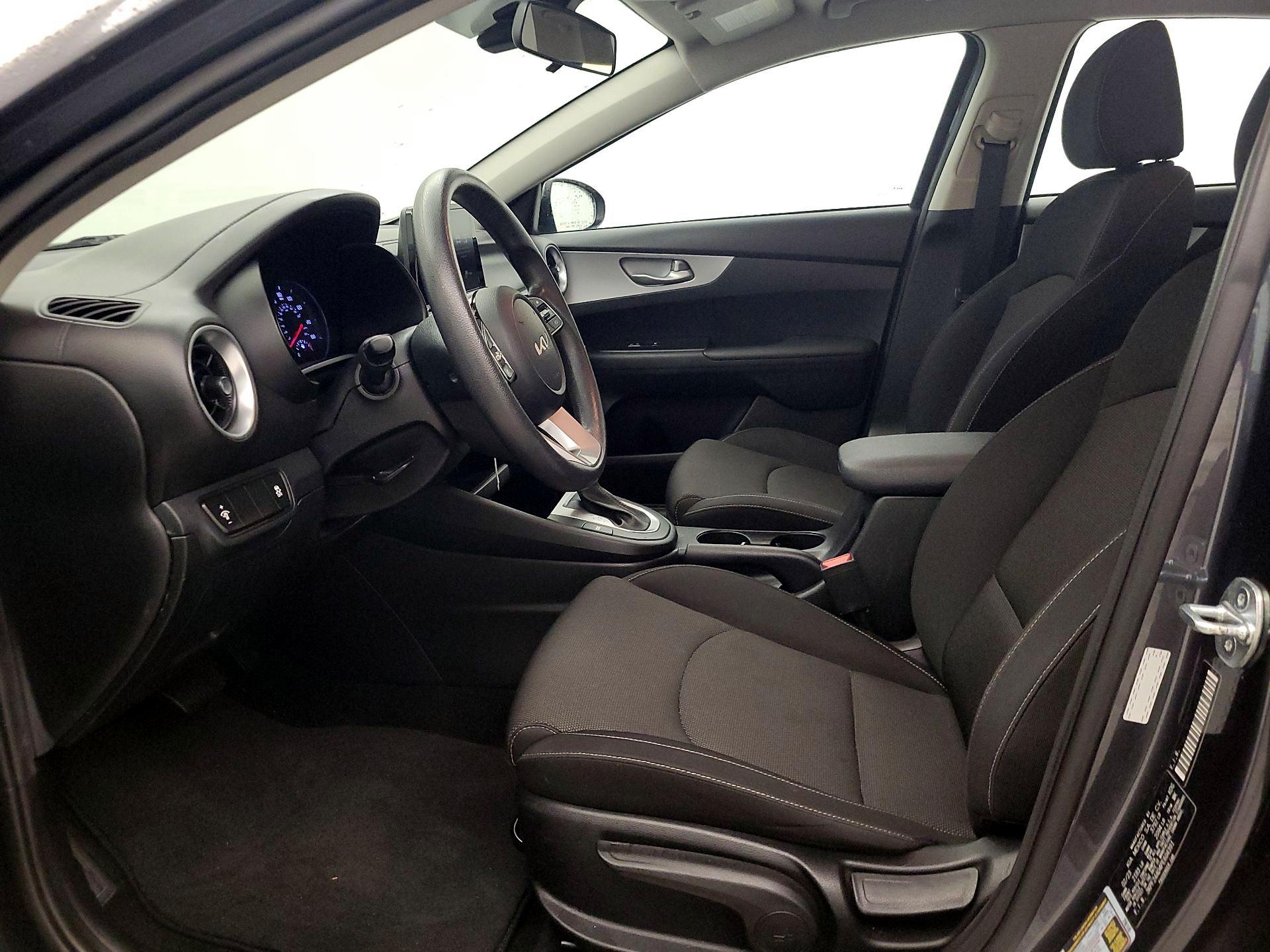 Thumbnail: 2023 Kia Forte - 11