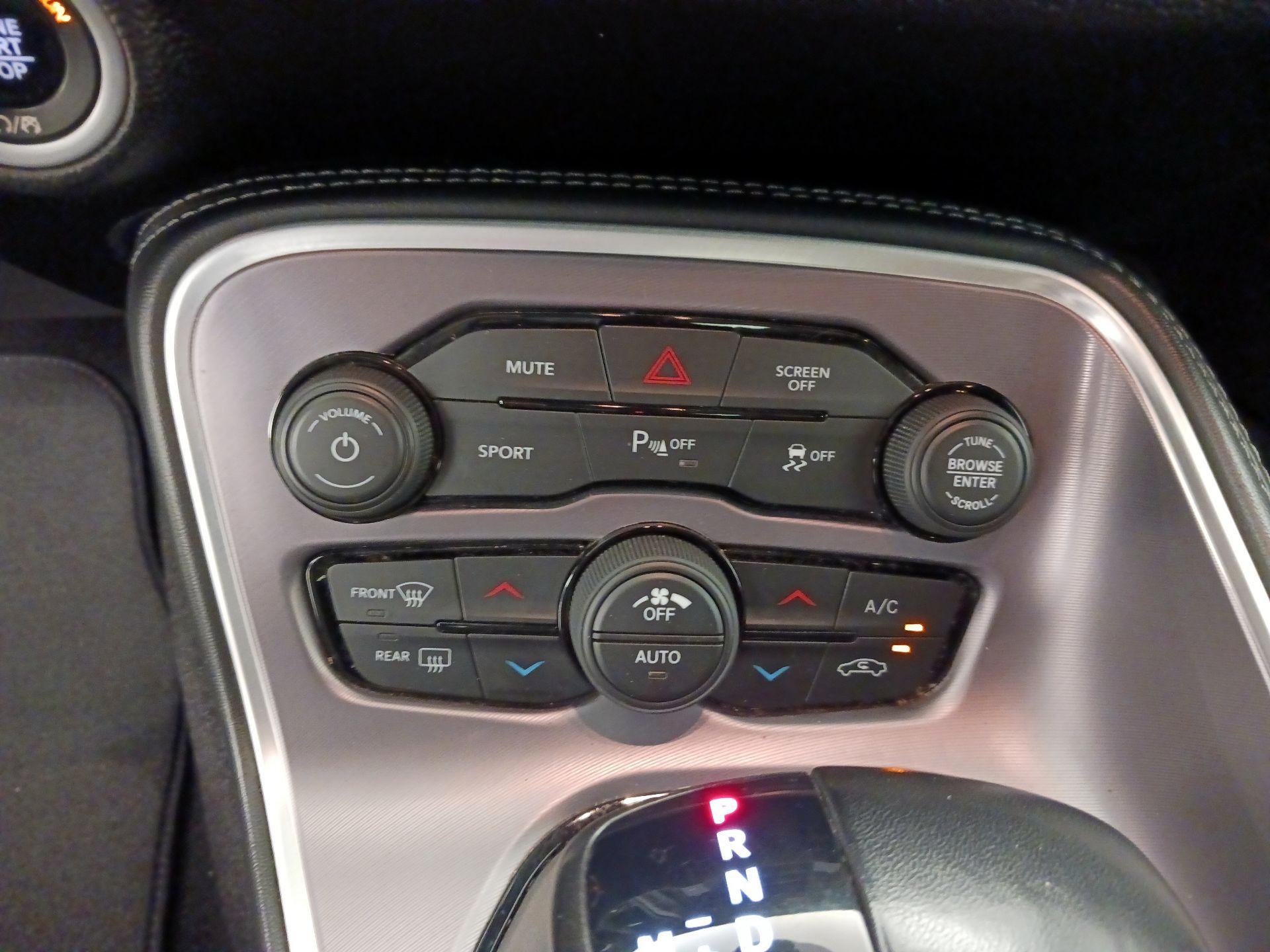 Thumbnail: 2022 Dodge Challenger - 17