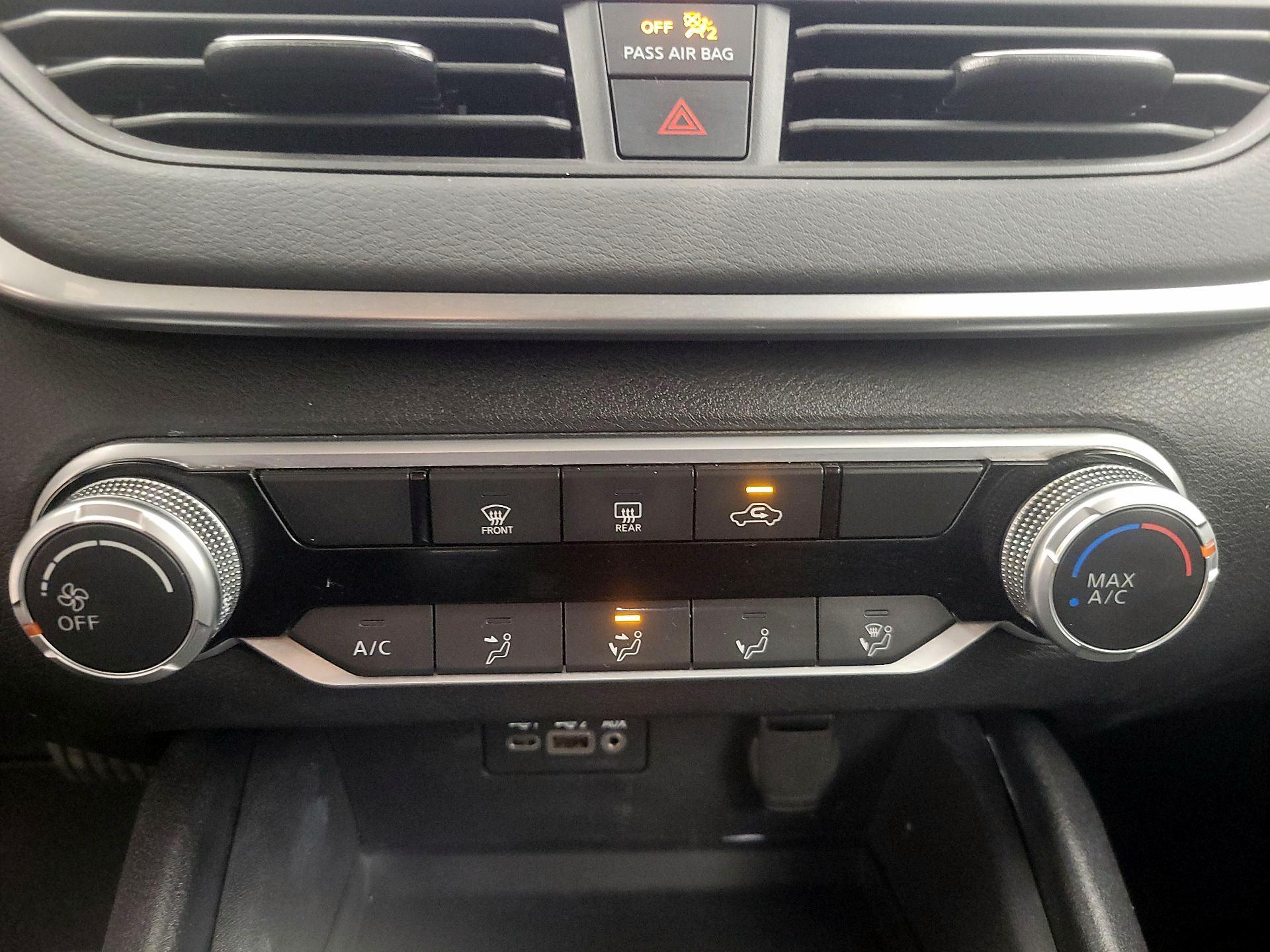 Thumbnail: 2022 Nissan Altima - 16