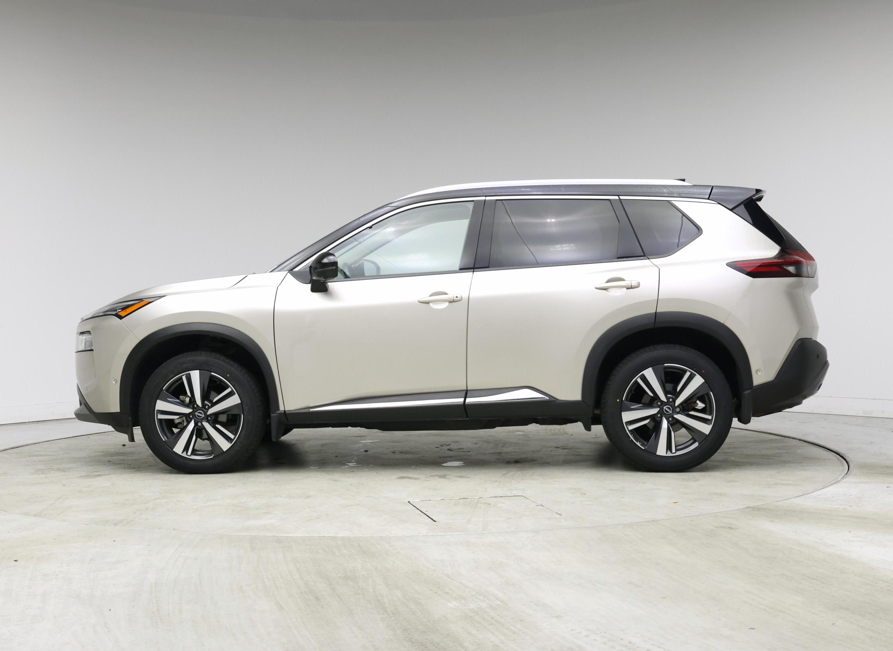 Thumbnail: 2023 Nissan Rogue - 3