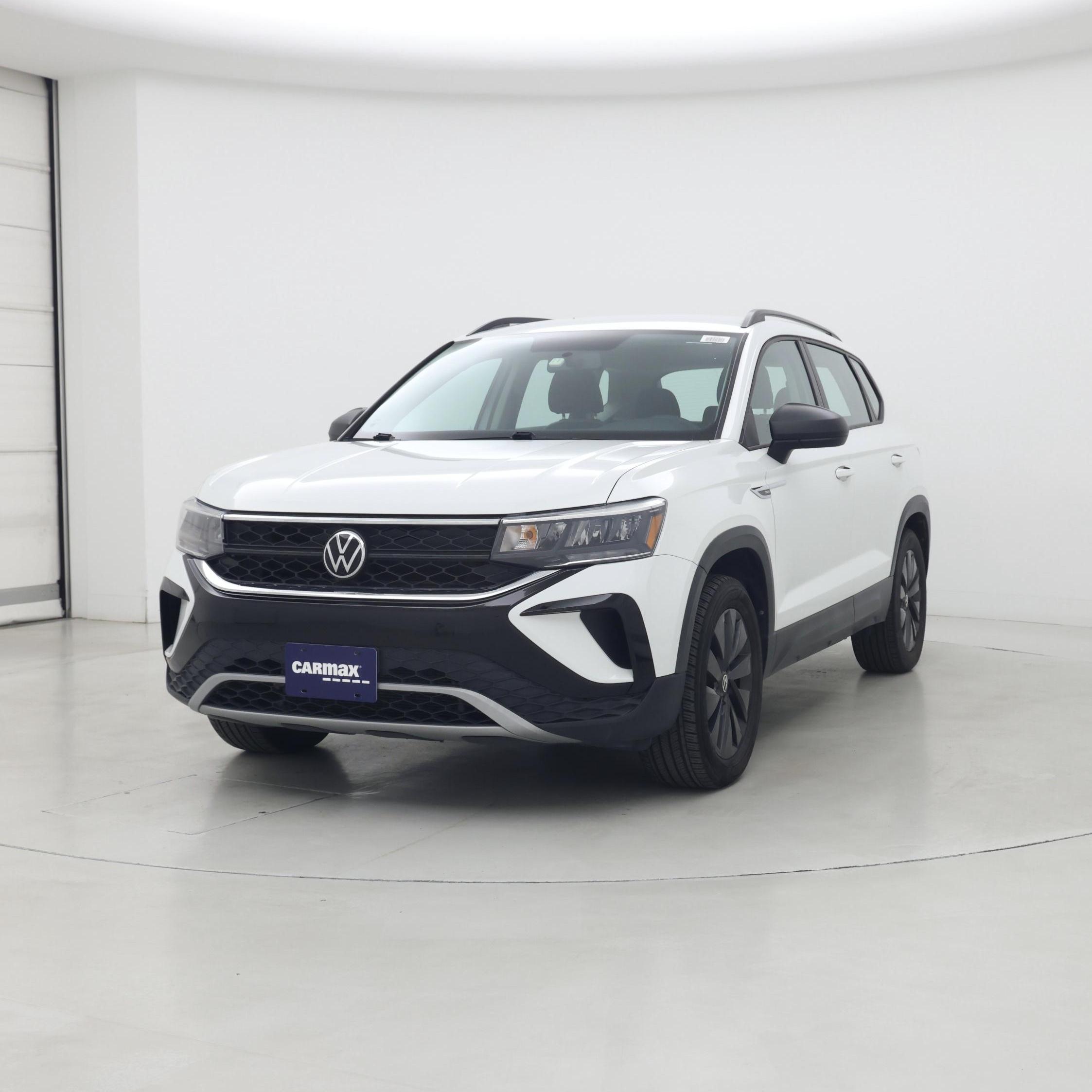 Thumbnail: 2022 Volkswagen Taos - 4