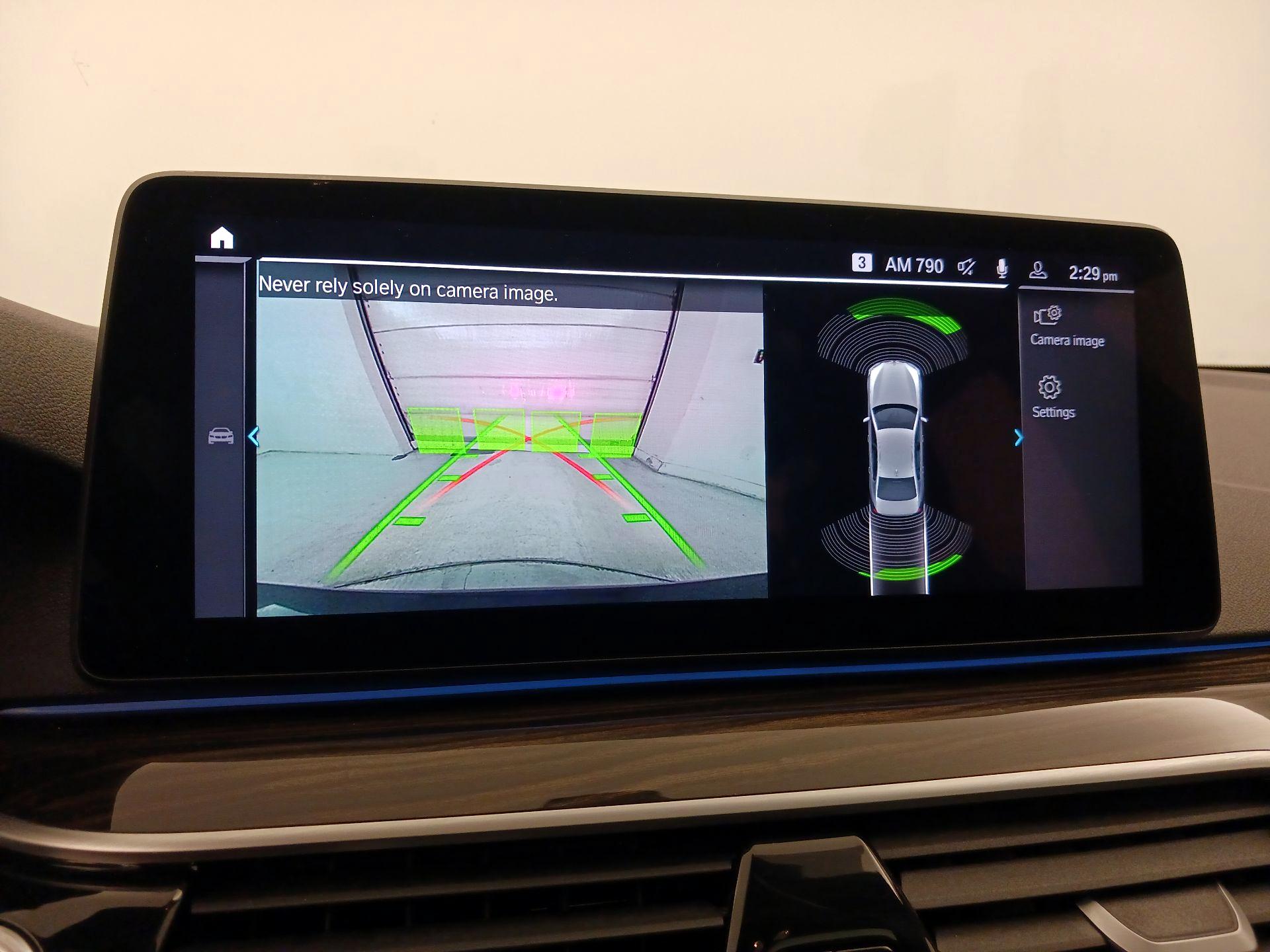 Thumbnail: 2023 BMW 5 Series - 15