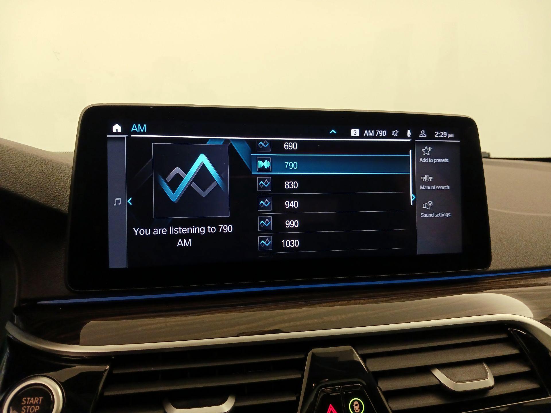 Thumbnail: 2023 BMW 5 Series - 16