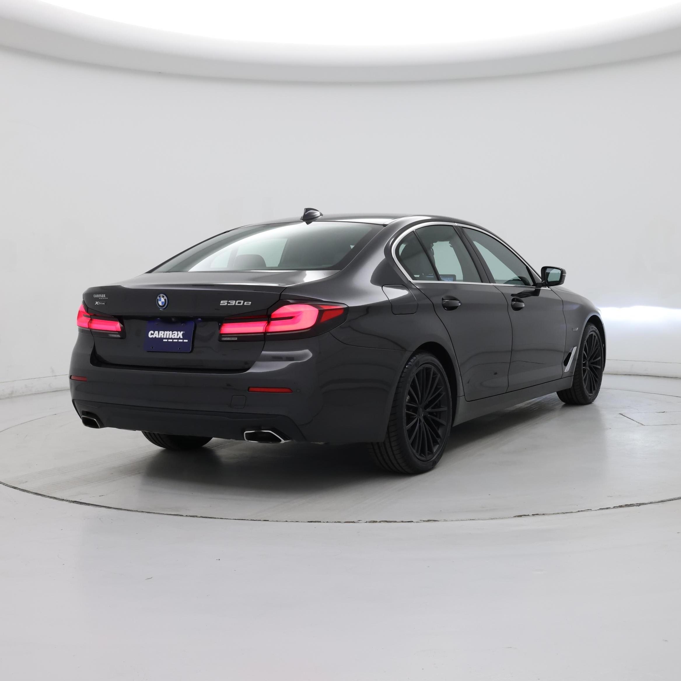 Thumbnail: 2023 BMW 5 Series - 8