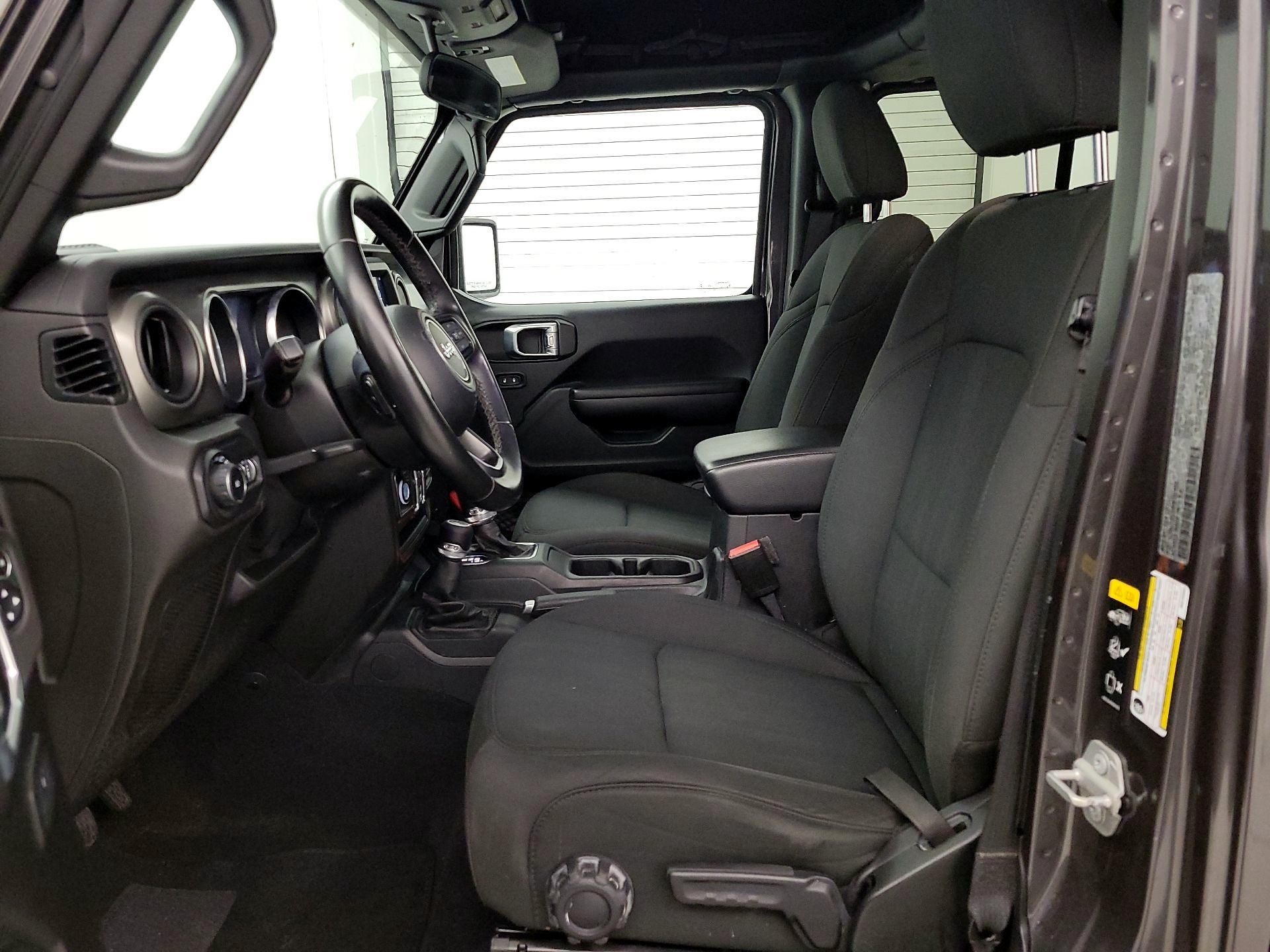 Thumbnail: 2021 Jeep Wrangler - 11