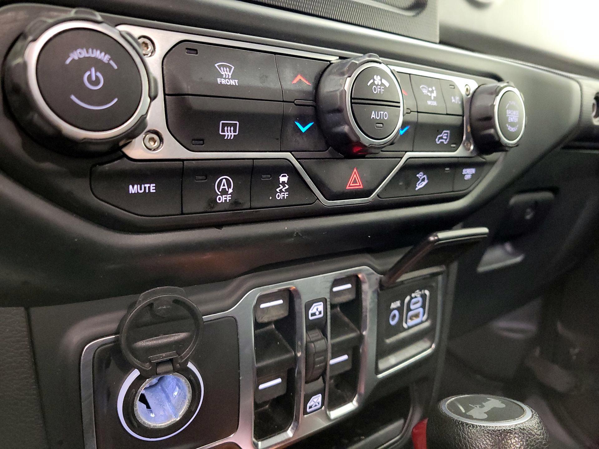 Thumbnail: 2021 Jeep Wrangler - 17