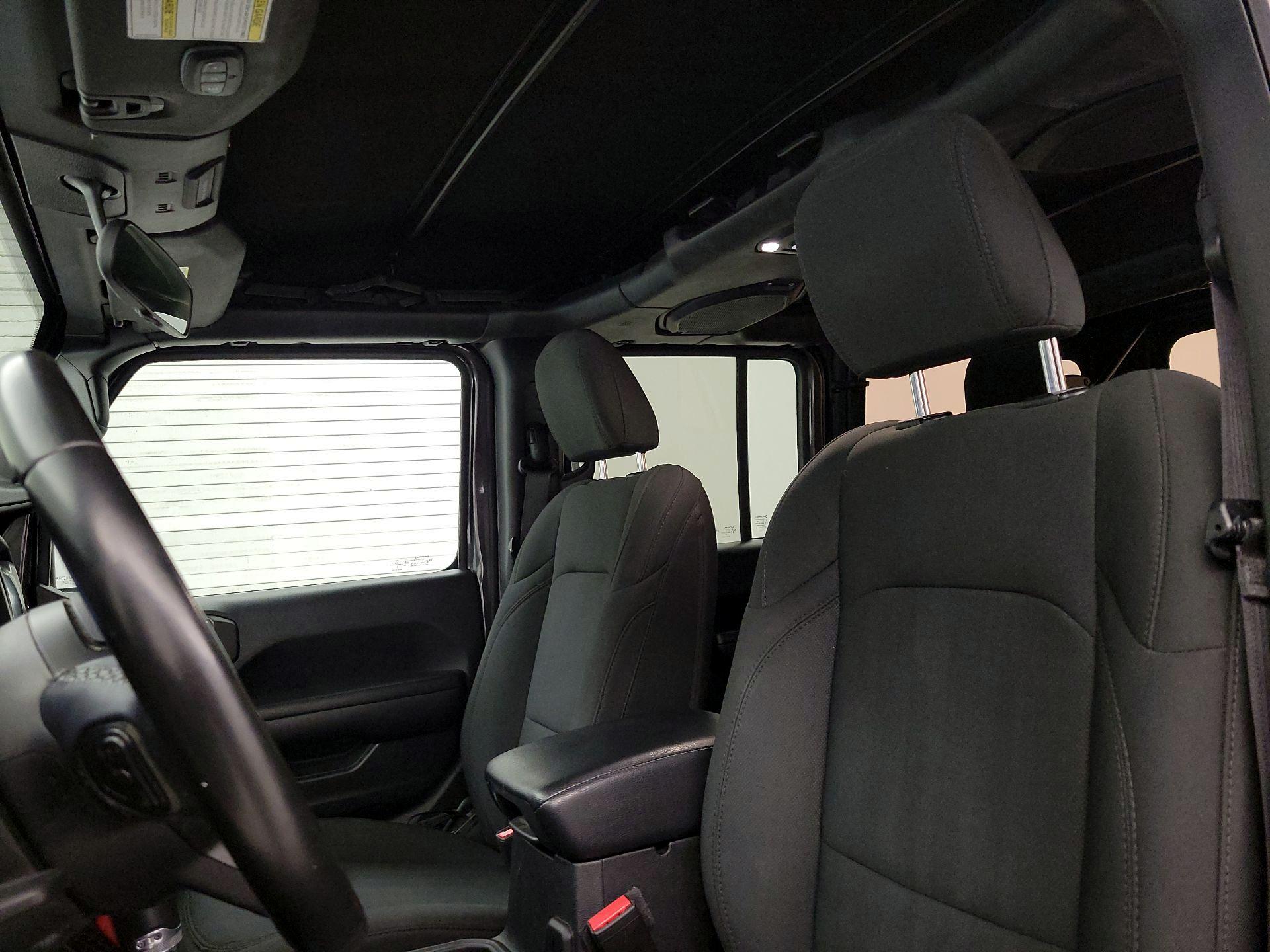 Thumbnail: 2021 Jeep Wrangler - 20