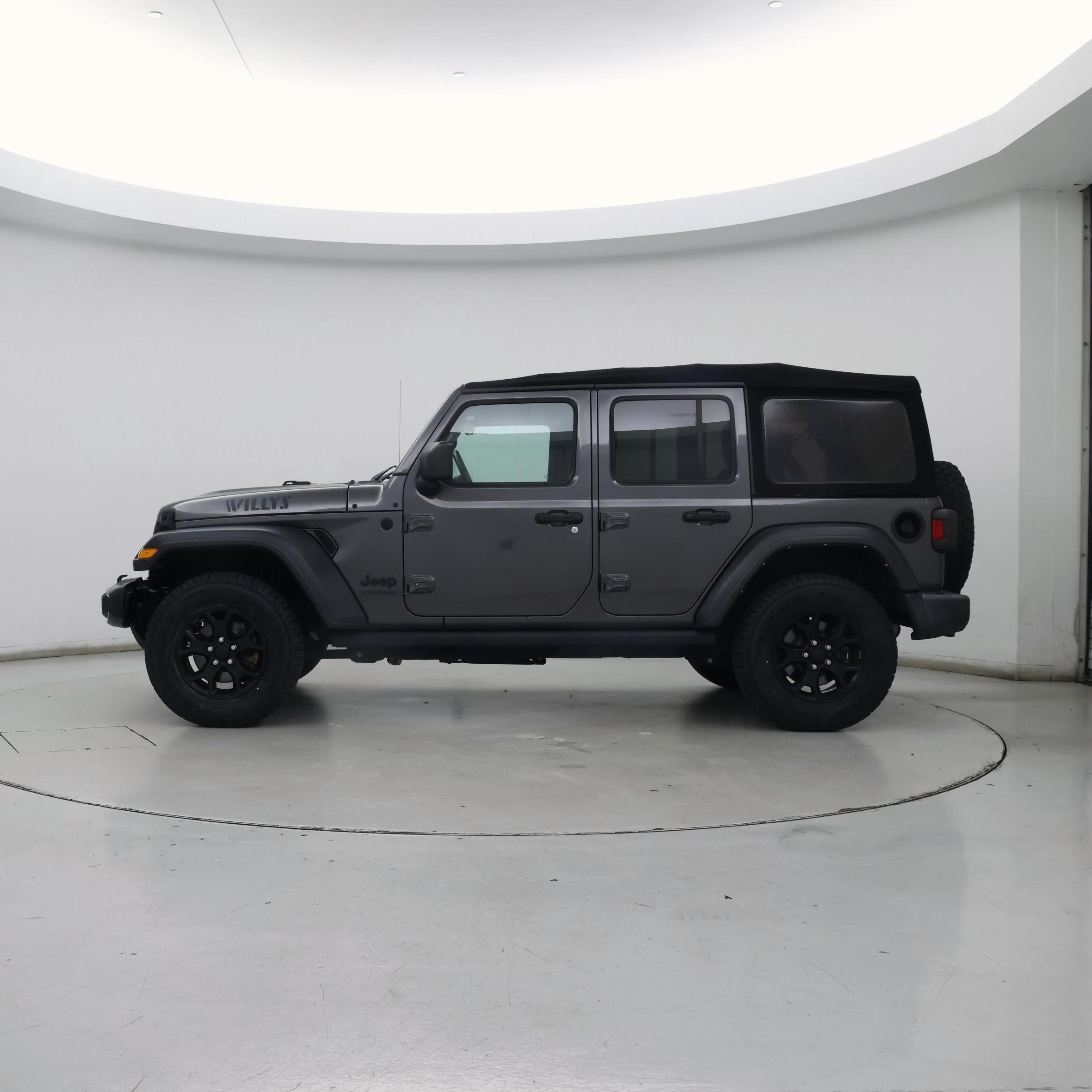 Thumbnail: 2021 Jeep Wrangler - 3