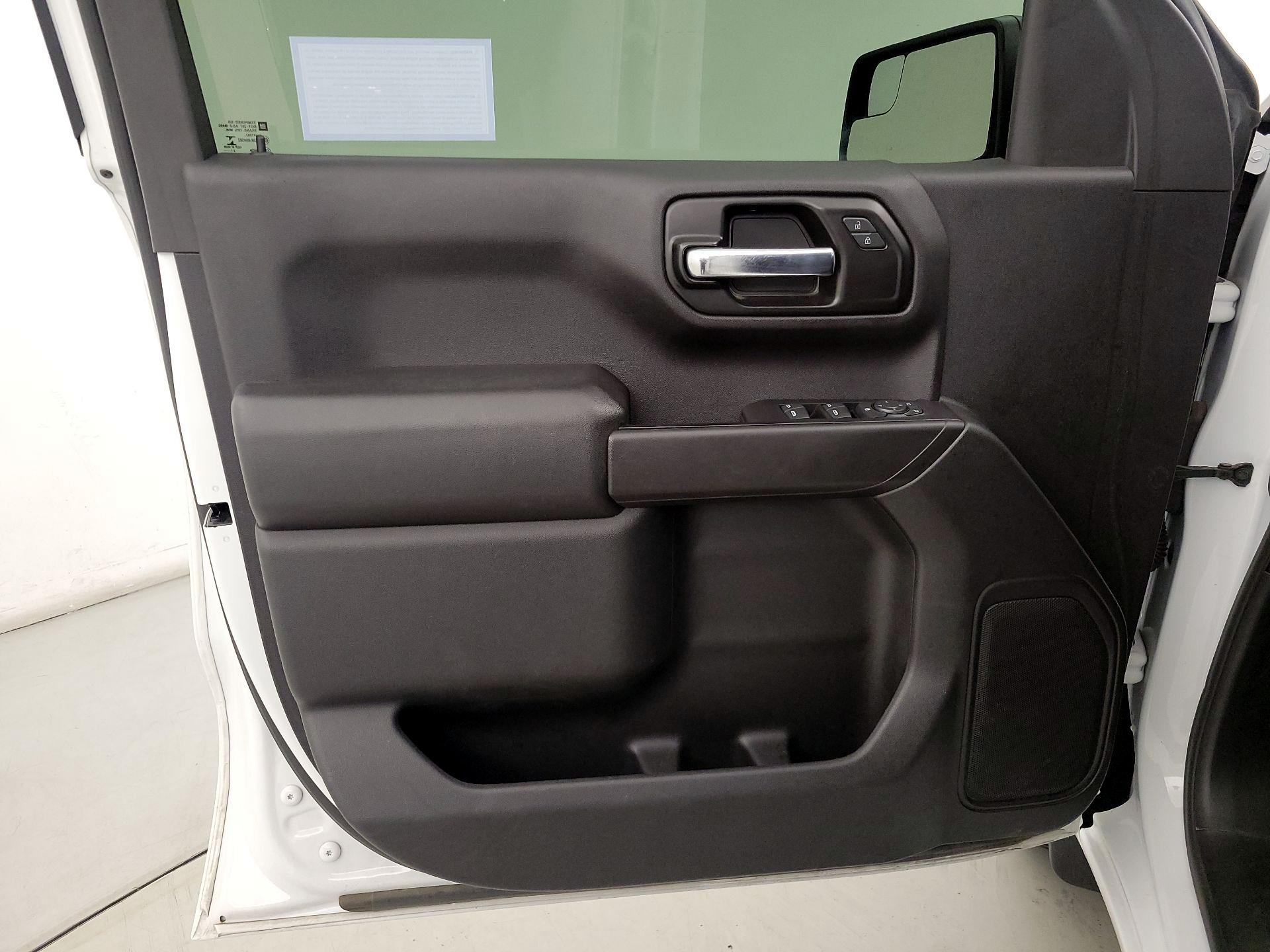 Thumbnail: 2021 Chevrolet Silverado 1500 - 12