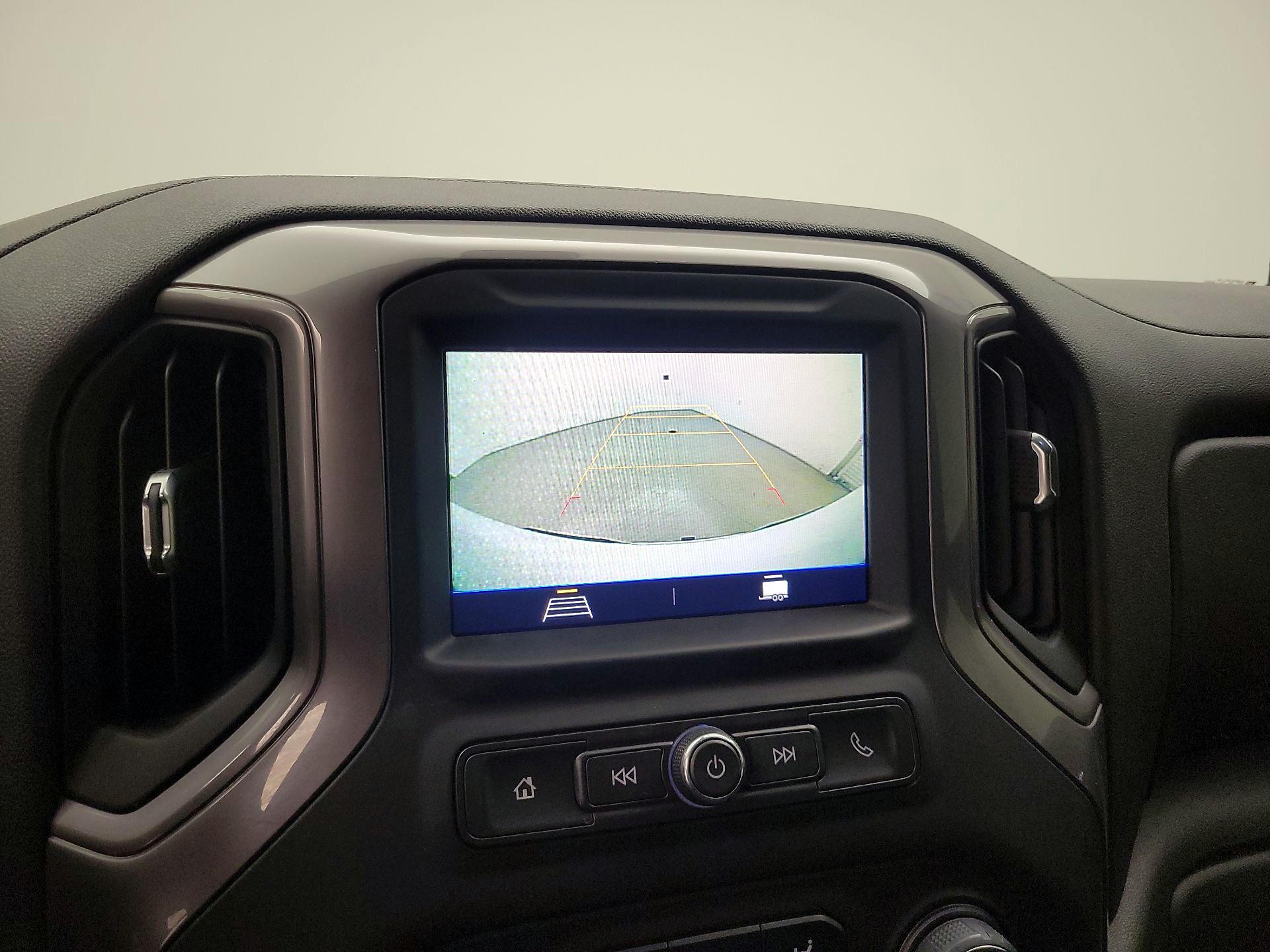 Thumbnail: 2021 Chevrolet Silverado 1500 - 14