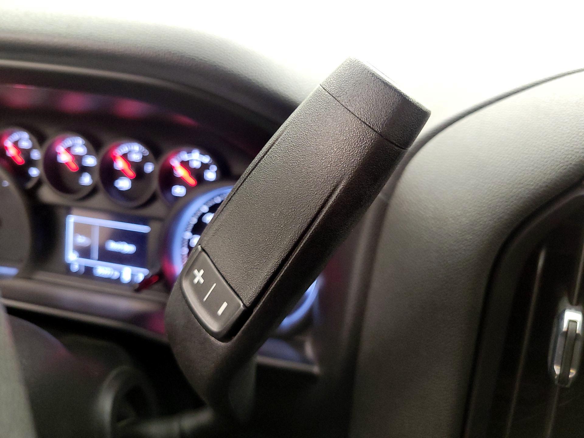 Thumbnail: 2021 Chevrolet Silverado 1500 - 17