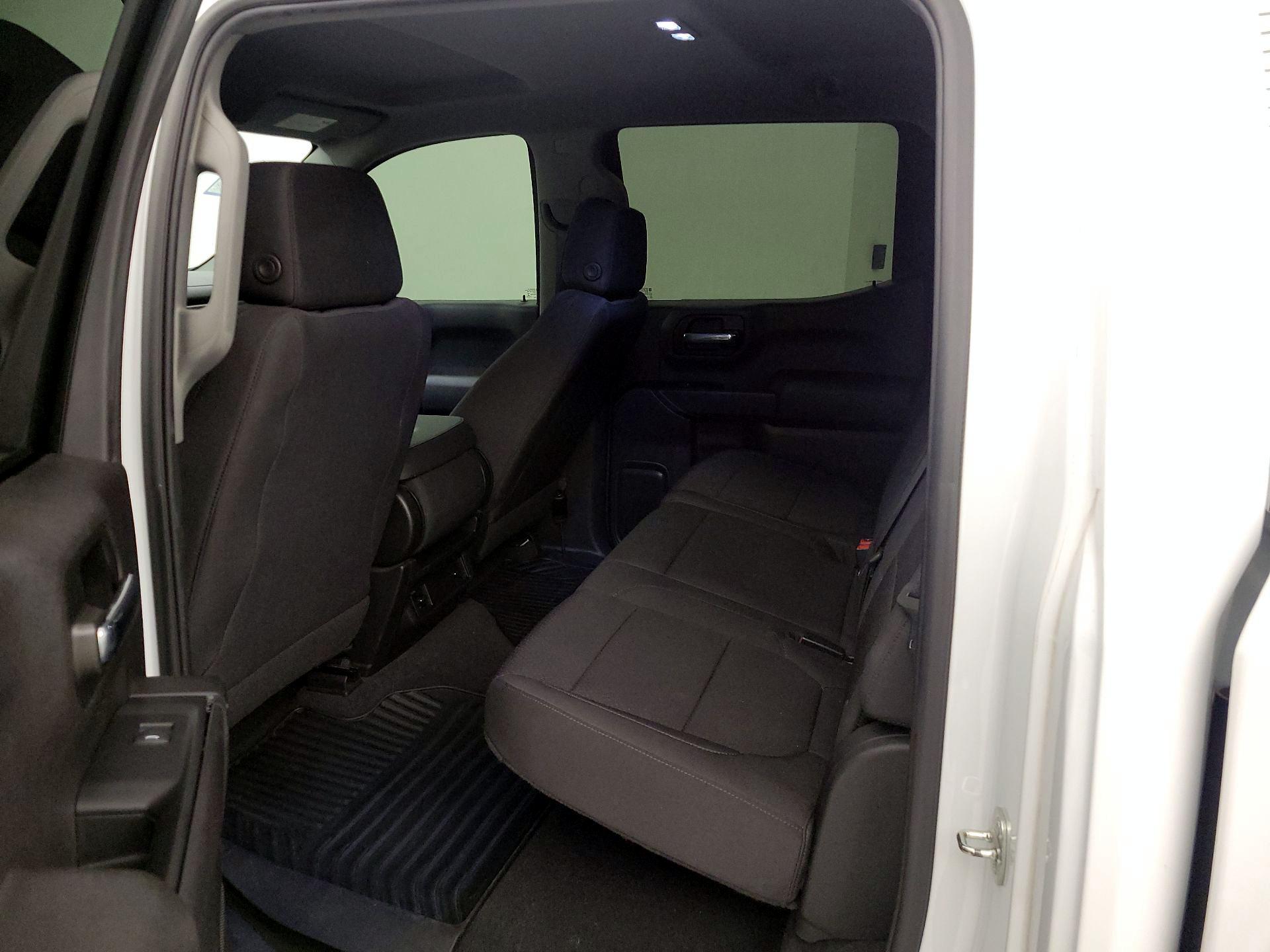 Thumbnail: 2021 Chevrolet Silverado 1500 - 19