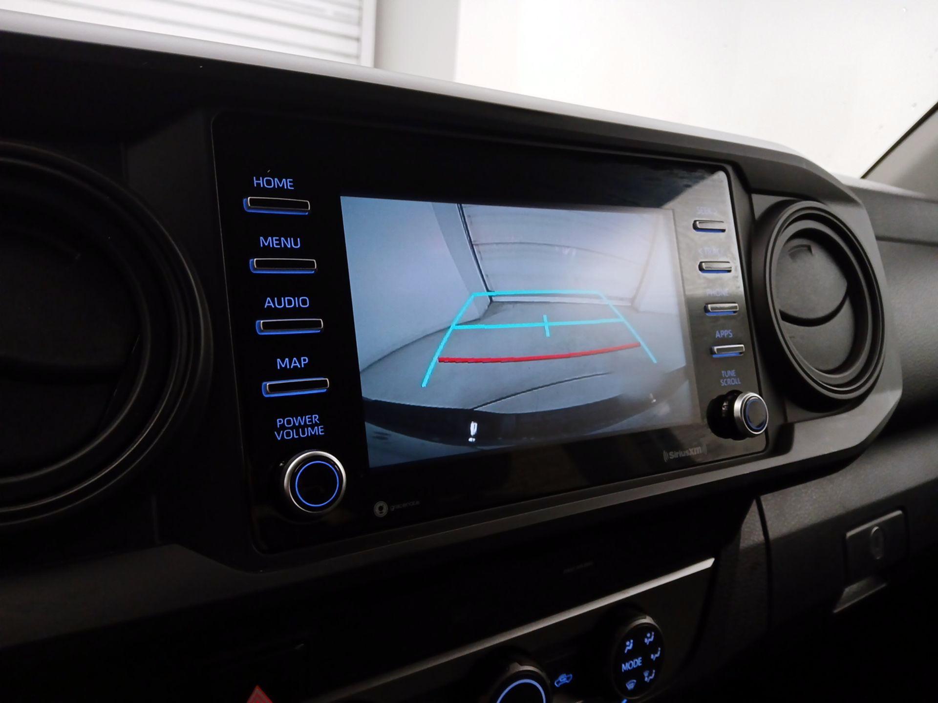 Thumbnail: 2022 Toyota Tacoma - 14