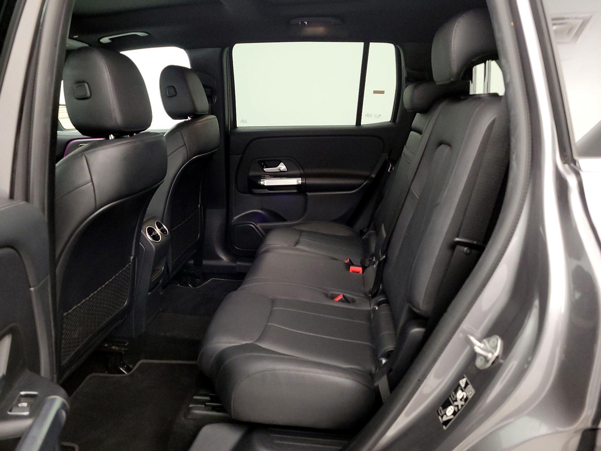 Thumbnail: 2022 Mercedes-Benz GLB - 20