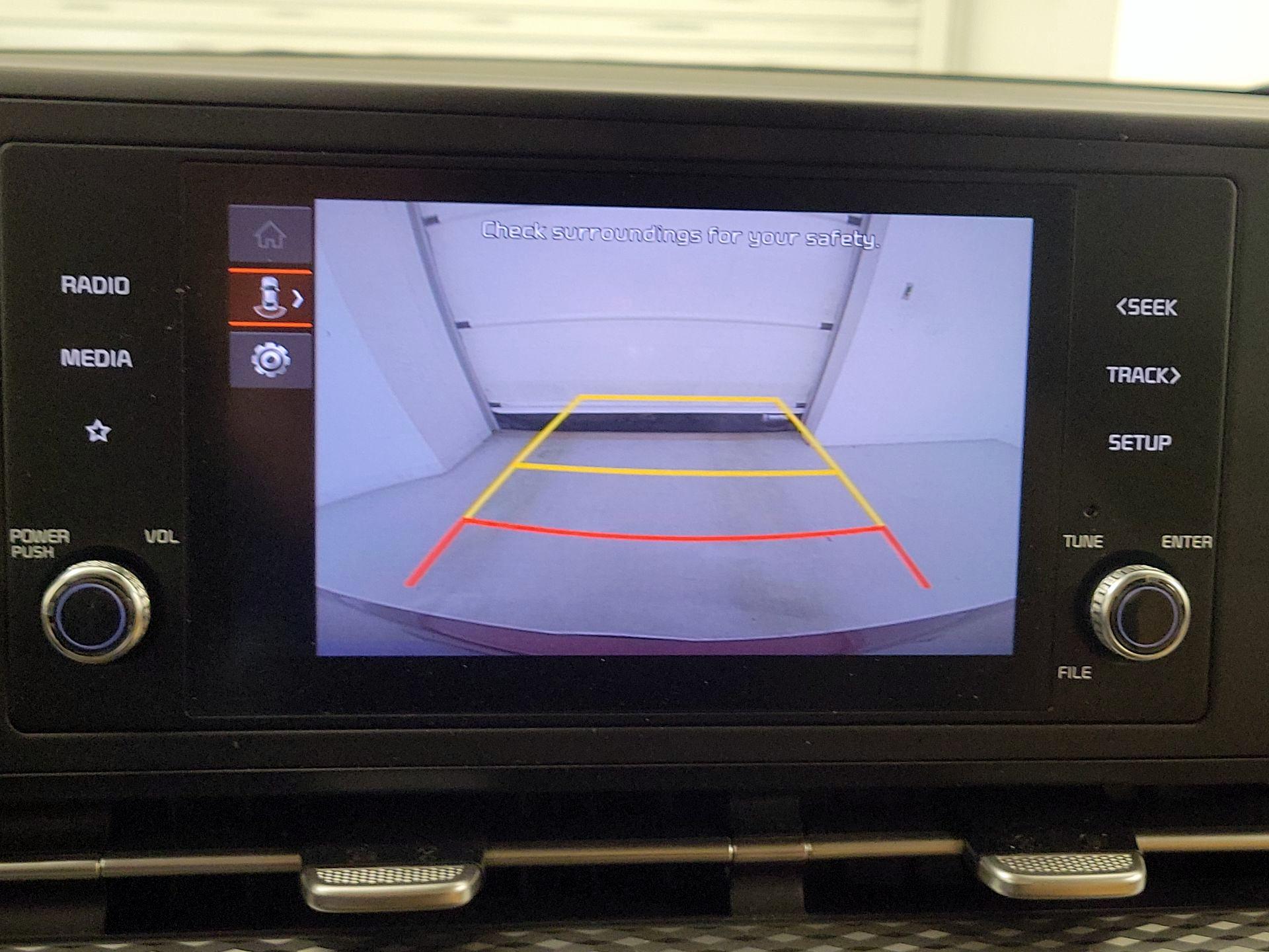 Thumbnail: 2023 Kia Carnival - 14