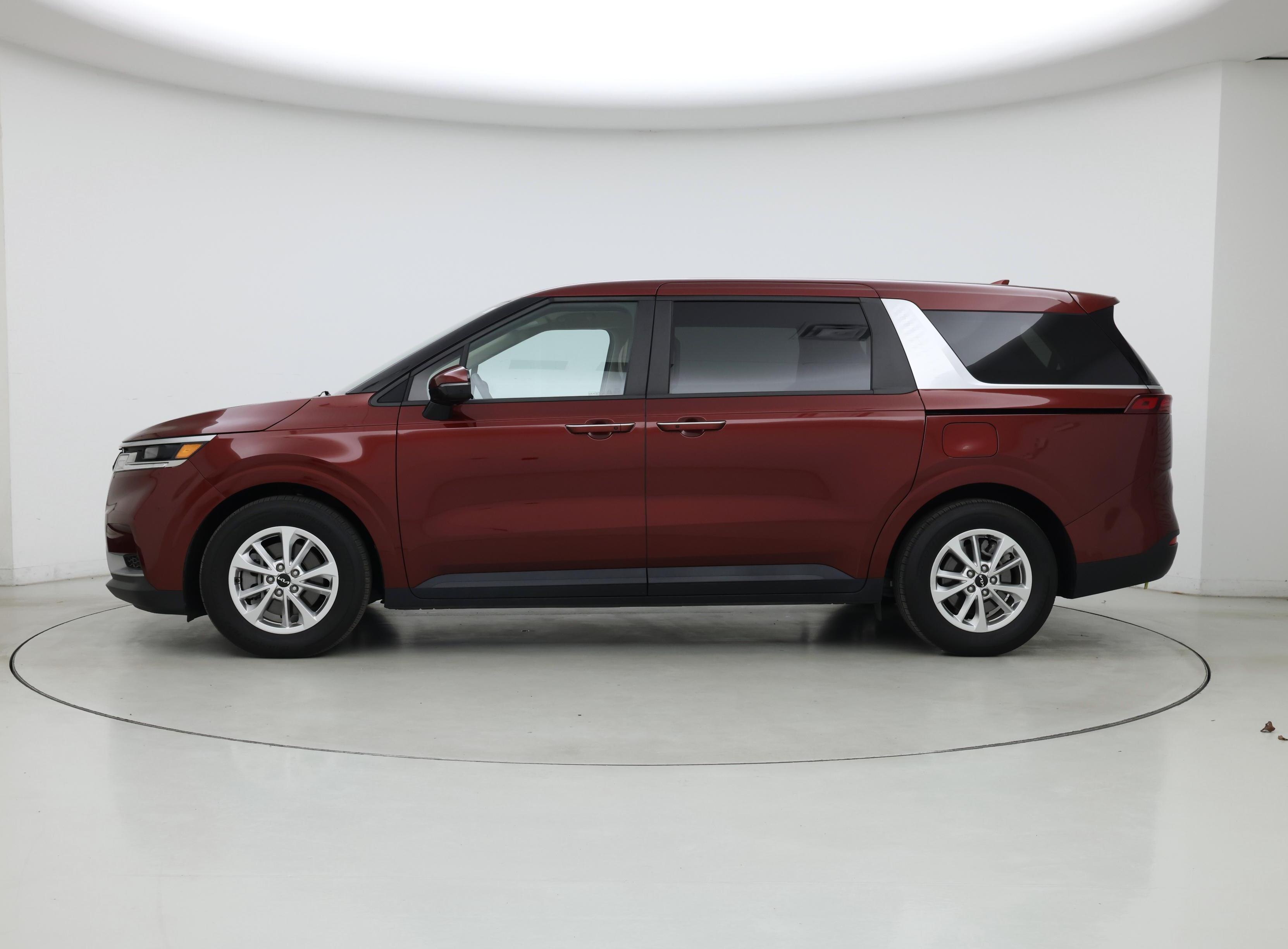 Thumbnail: 2023 Kia Carnival - 3