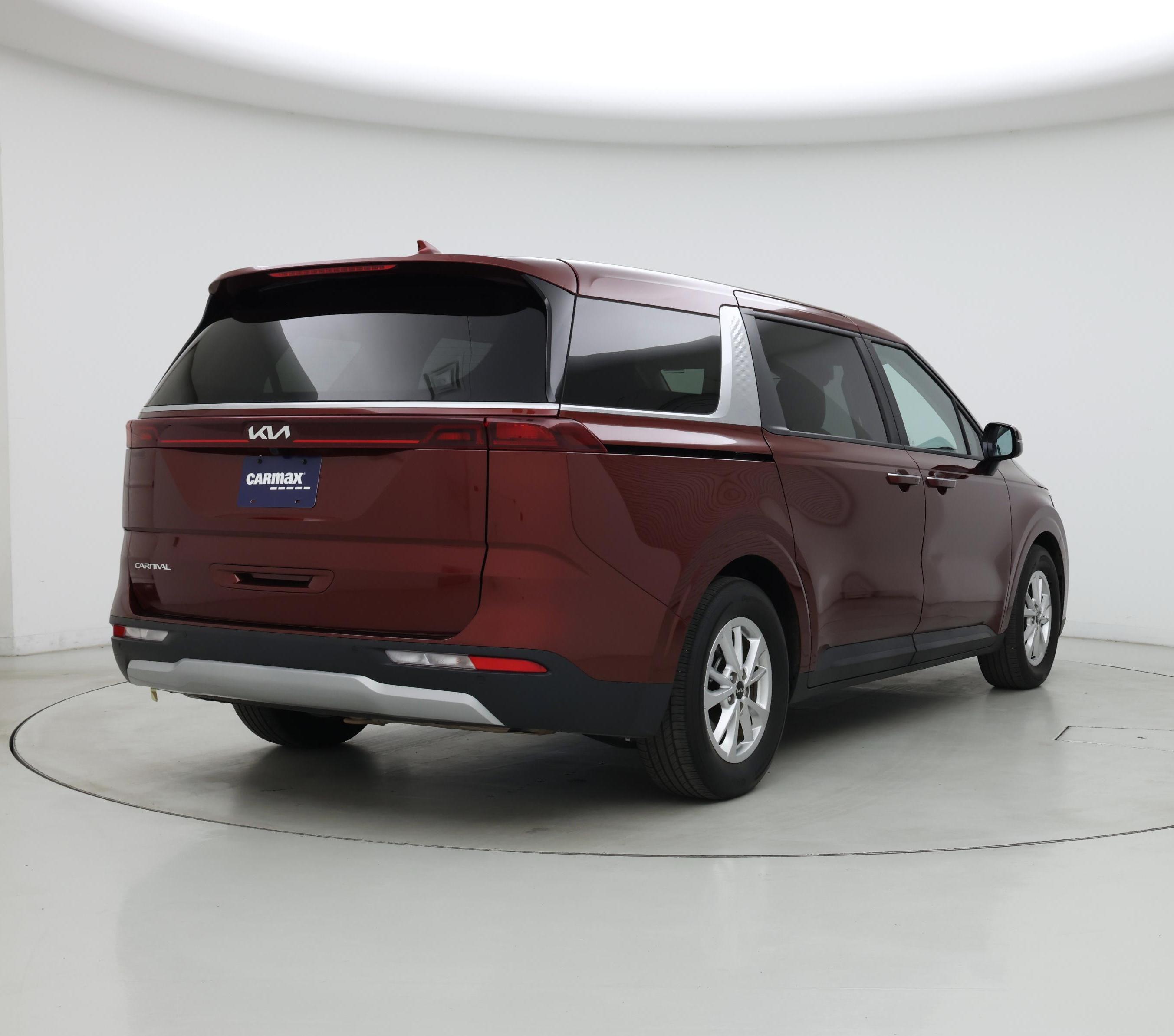 Thumbnail: 2023 Kia Carnival - 8