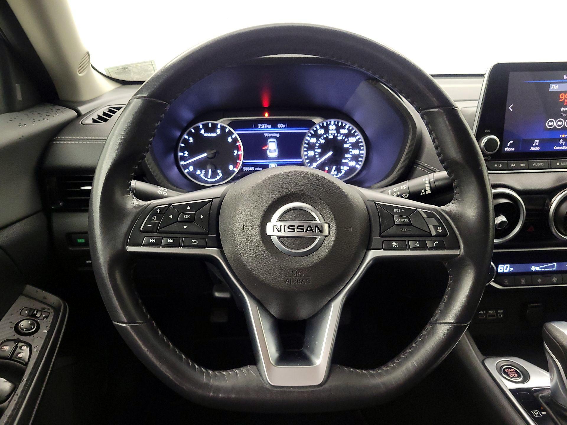 Thumbnail: 2021 Nissan Sentra - 10