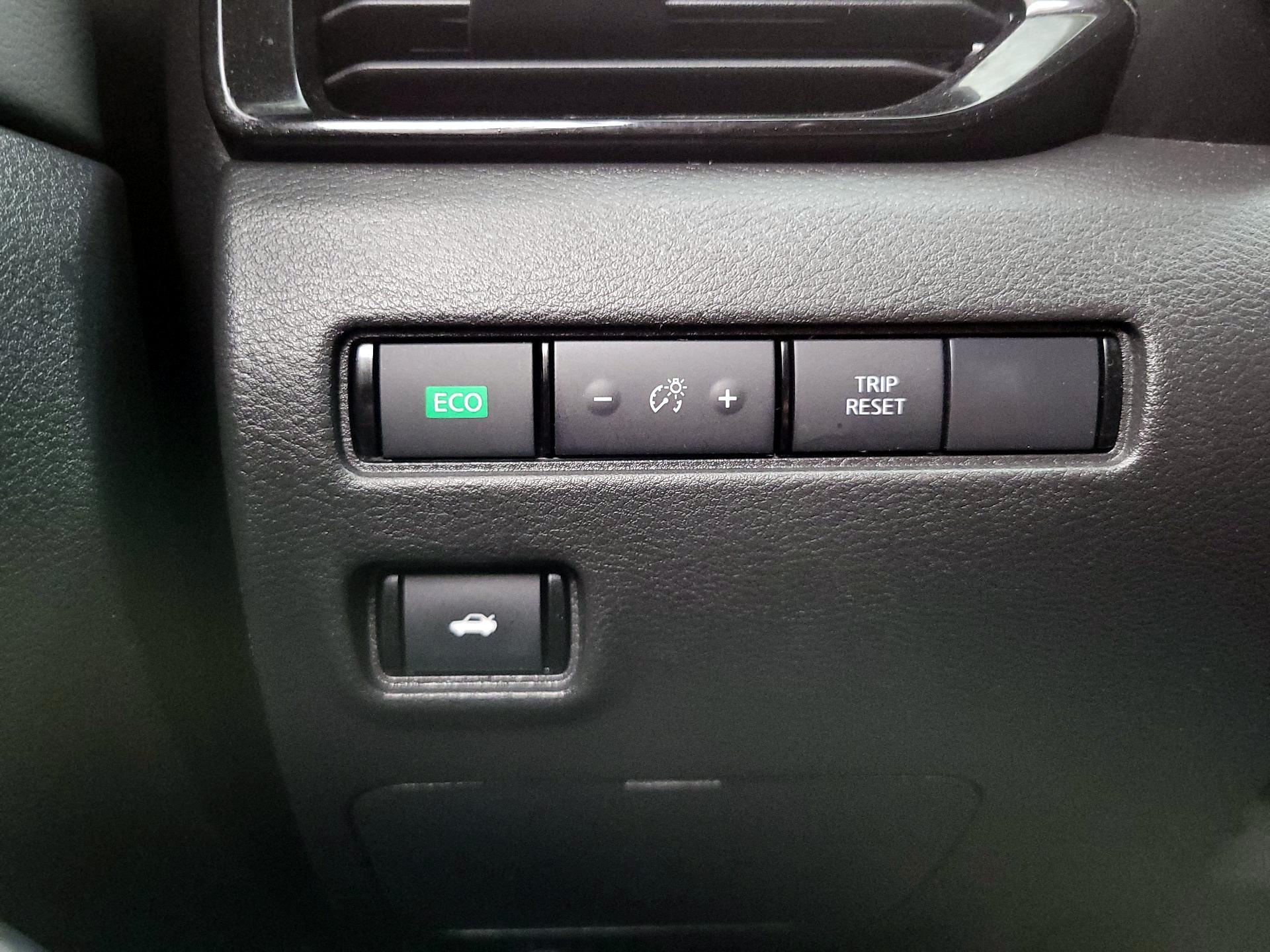 Thumbnail: 2021 Nissan Sentra - 13