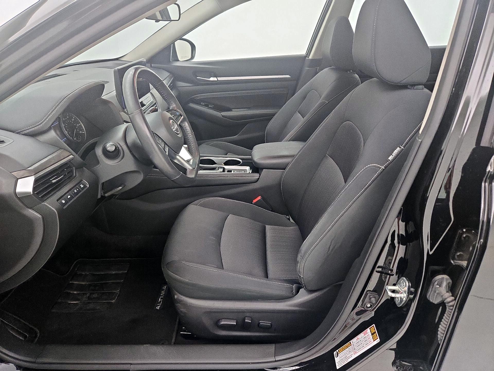 Thumbnail: 2023 Nissan Altima - 11