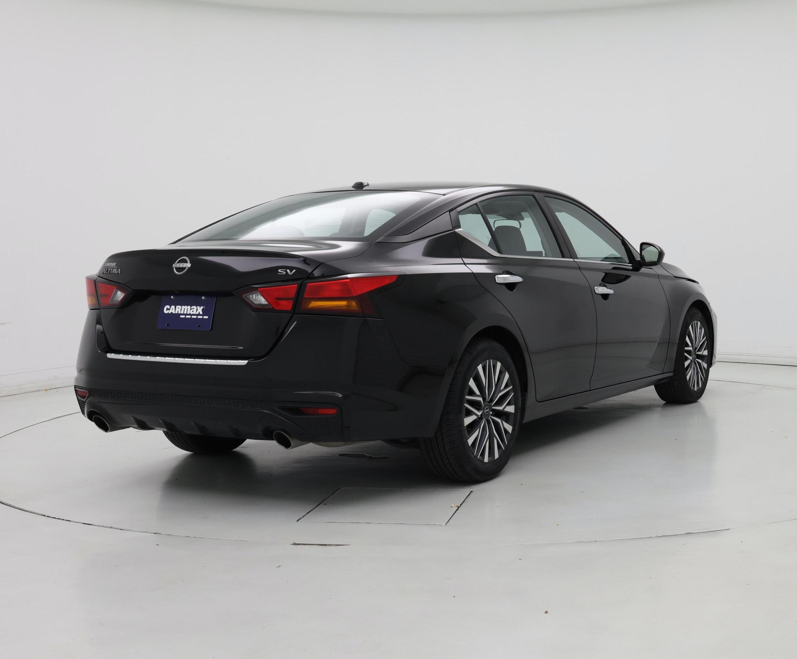 Thumbnail: 2023 Nissan Altima - 8