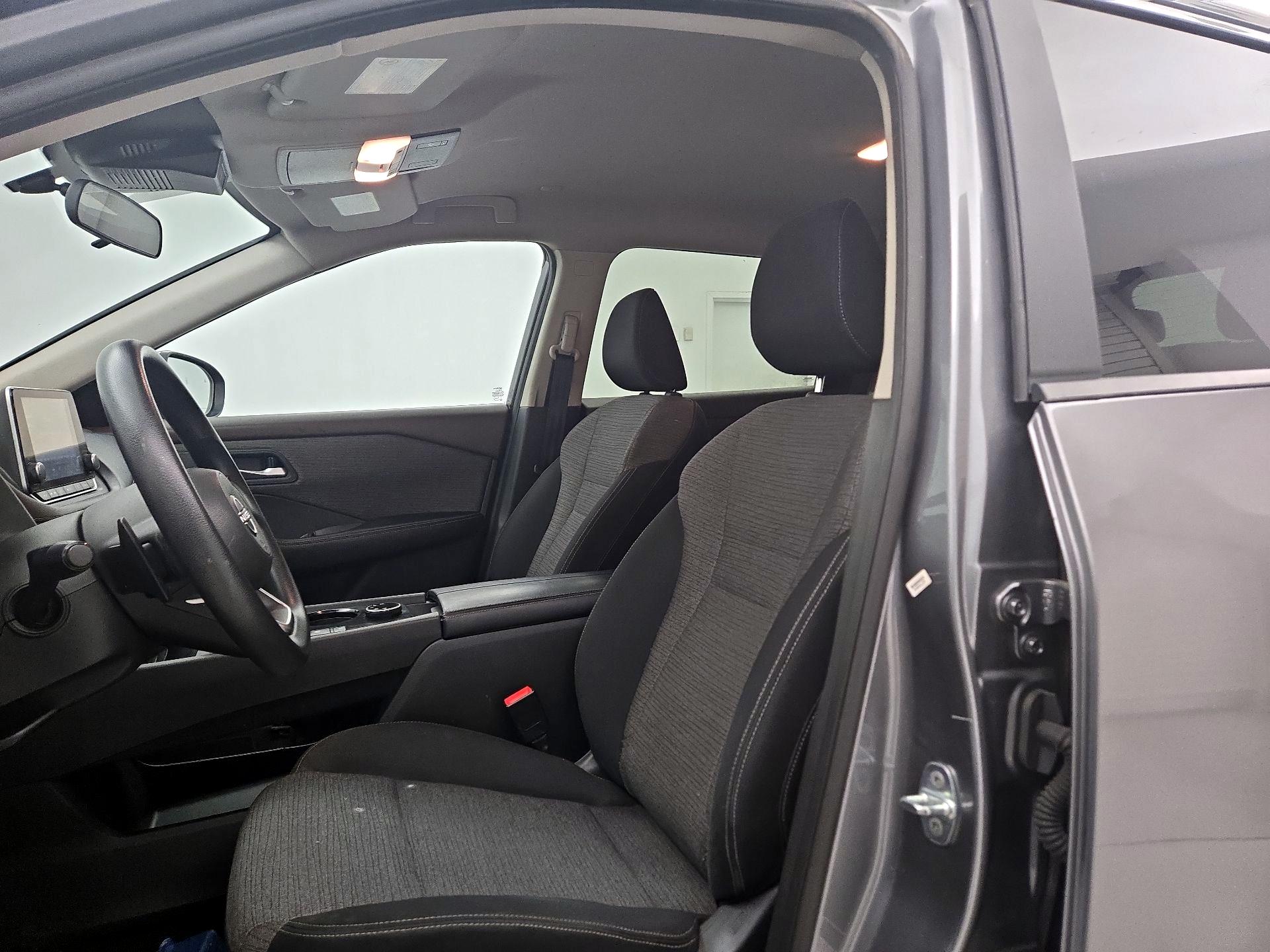 Thumbnail: 2023 Nissan Rogue - 11