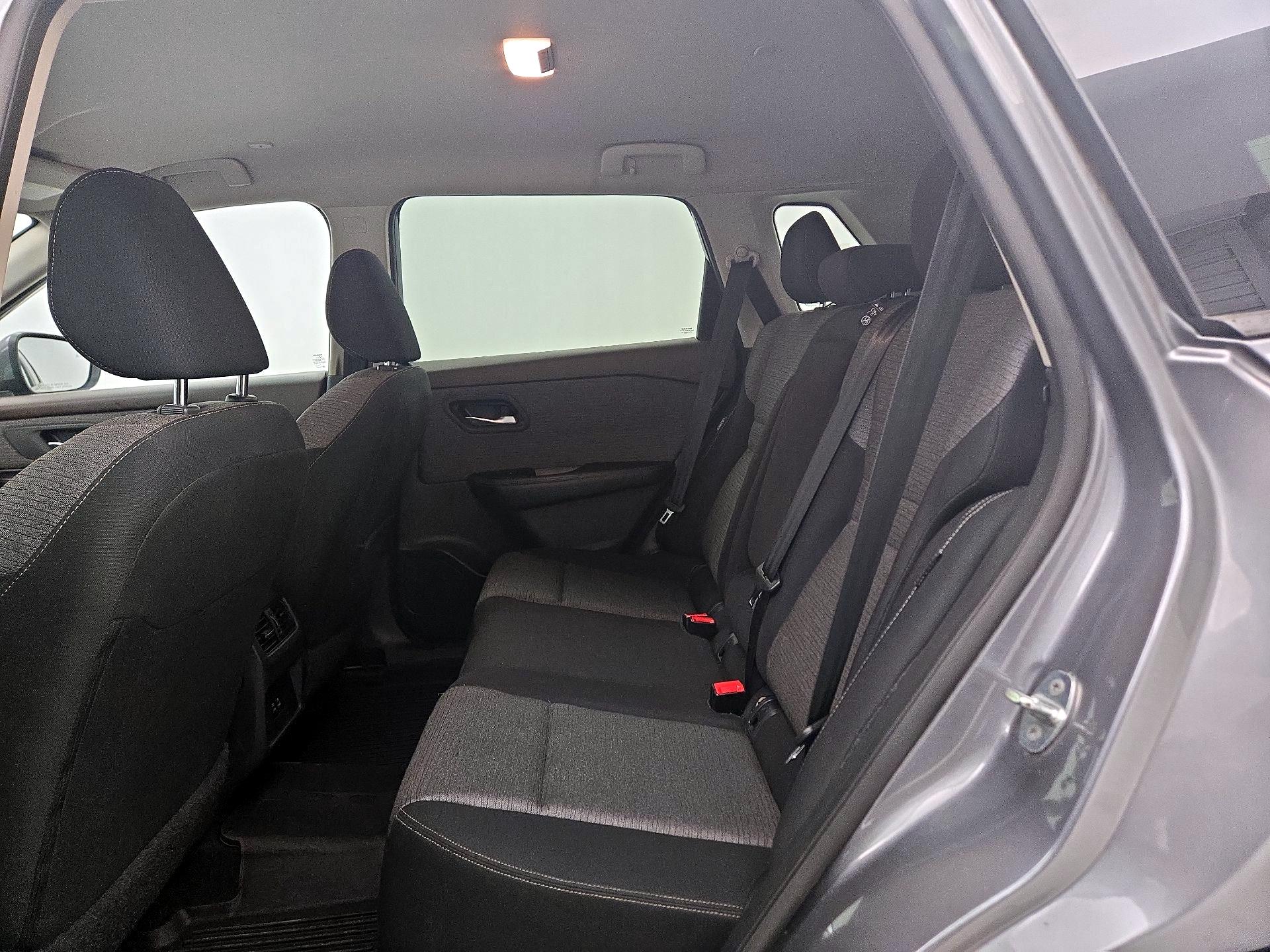 Thumbnail: 2023 Nissan Rogue - 19