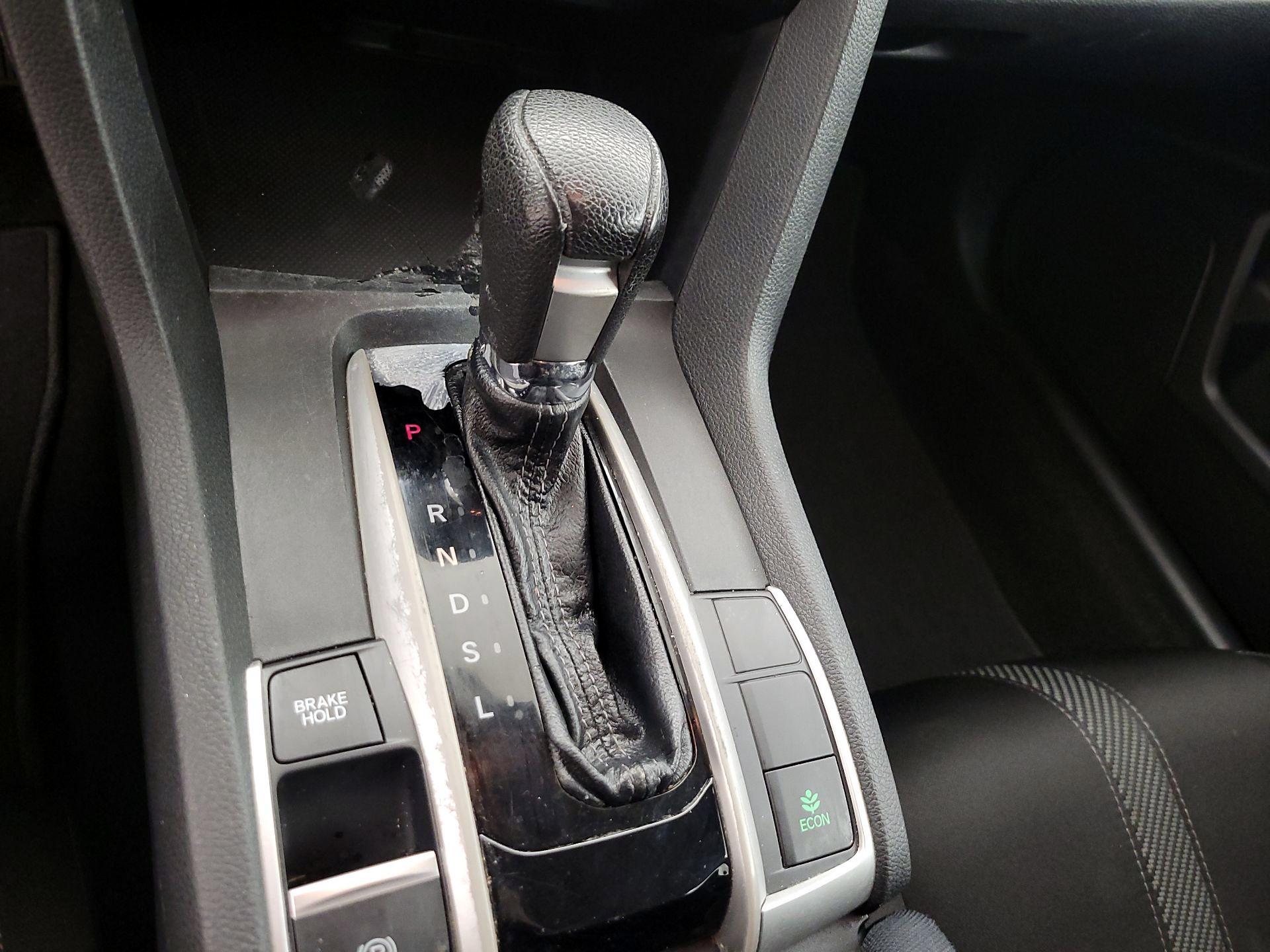 Thumbnail: 2017 Honda Civic - 17