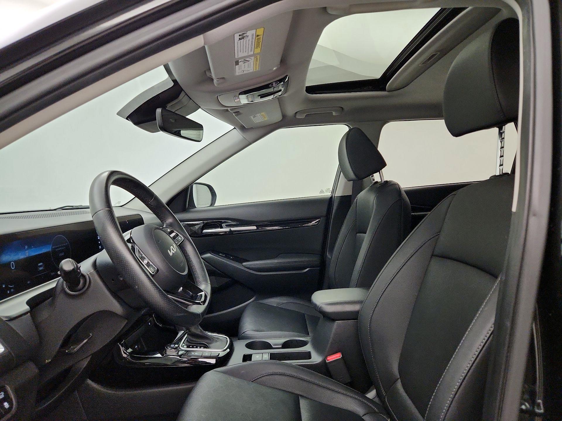 Thumbnail: 2024 Kia Seltos - 20